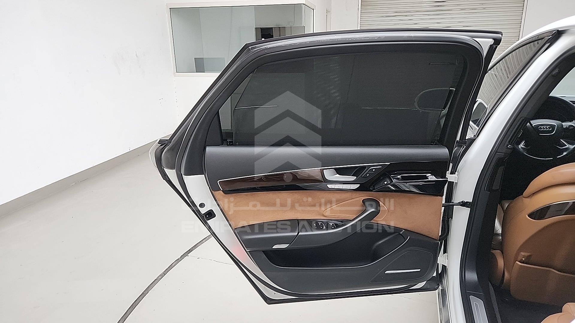2015 AUDI A8 VIN: WAUY2BFD0FN000446
