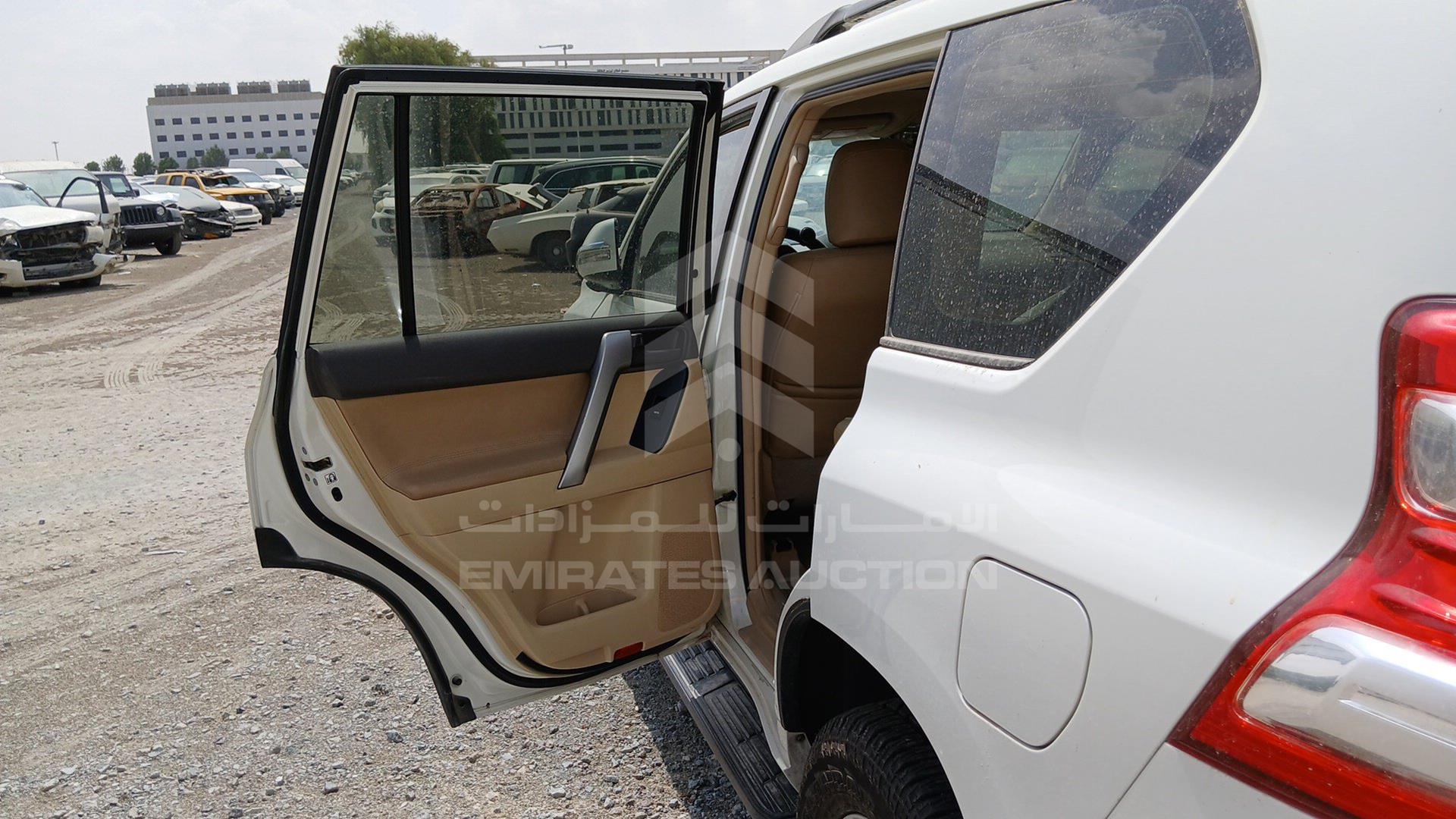 2014 TOYOTA PRADO VIN: JTEJU3FJ0EK071829