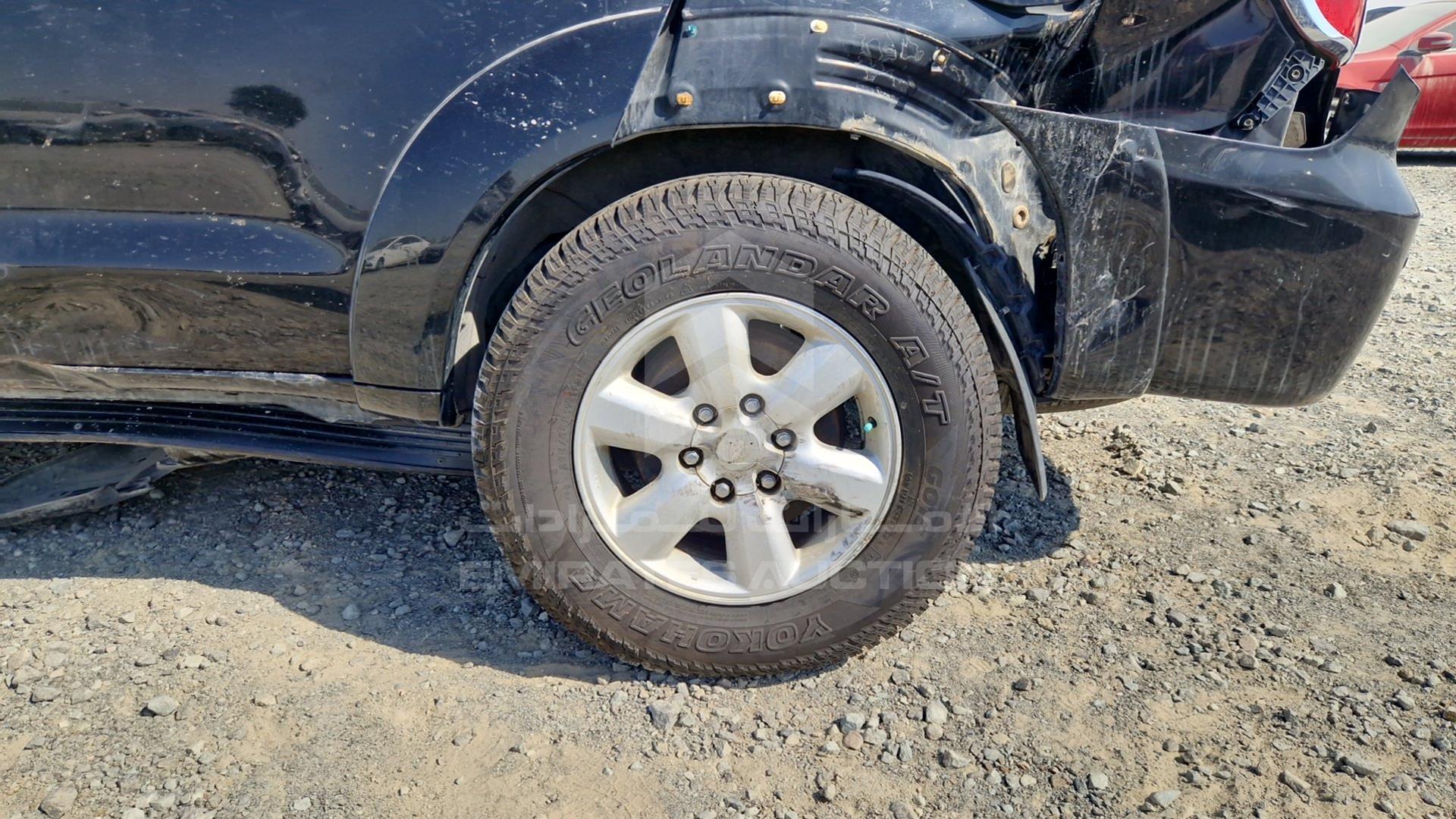 2011 TOYOTA FORTUNER VIN: MHFYU59G2B7015165