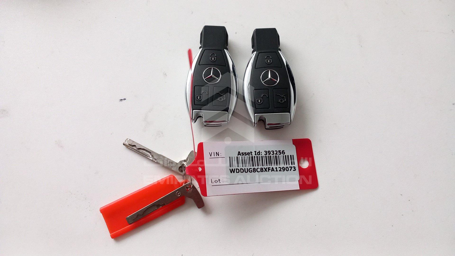 2015 MERCEDES S 500 VIN: WDDUG8CBXFA129073
