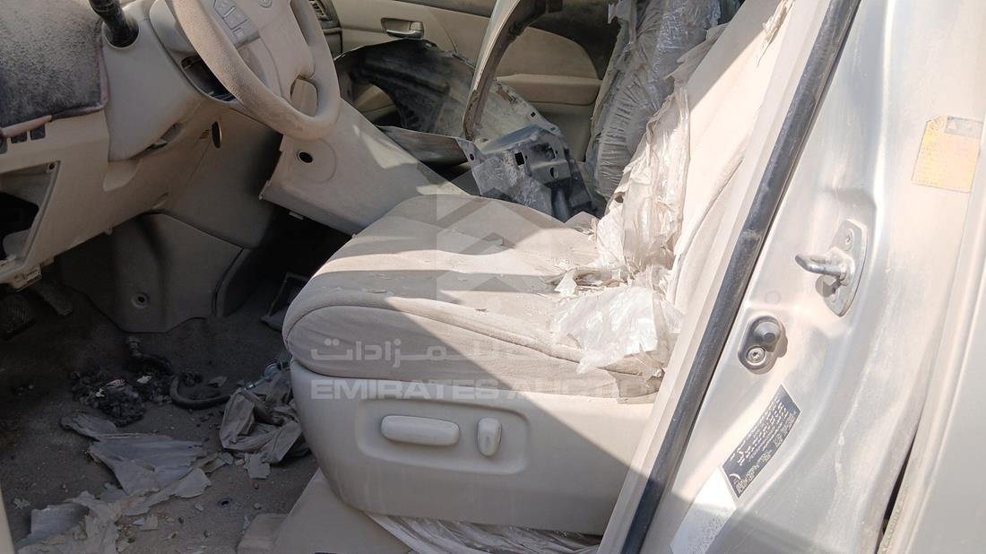 2008 Toyota Previa — Front Left Driver Seat View — Photo 14