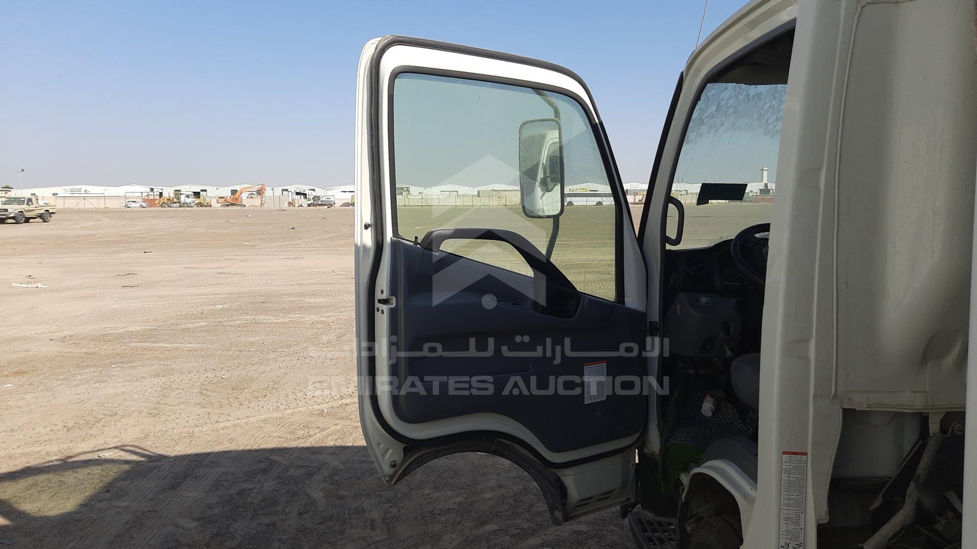 2023 HINO 300 VIN: JHHYCP0F7PK028218