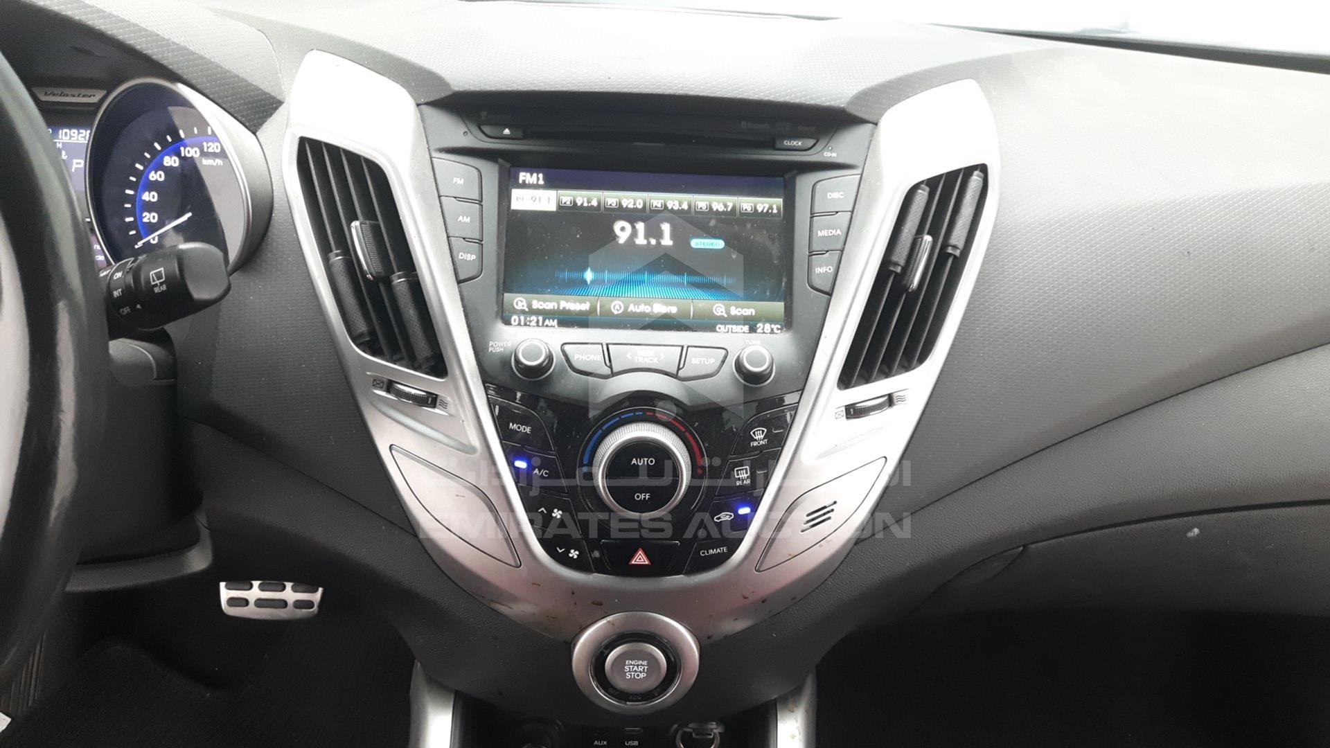 2016 HYUNDAI VELOSTER VIN: KMHTC61C5GU276804