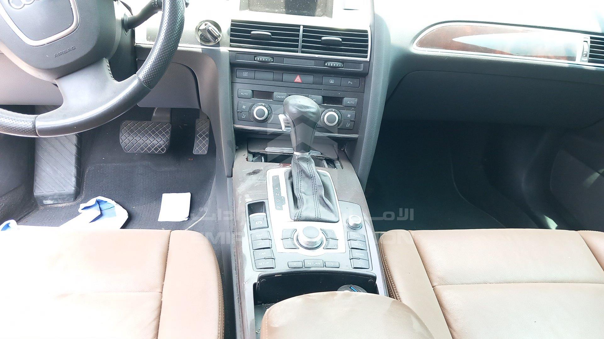 2010 AUDI A6 VIN: WAUAFC4F9AN031753