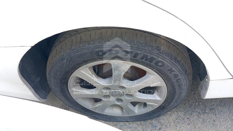 6T1BF9FK0CX386855 Auction: EmiratesAuction Lot: 403871 6T1BF9FK0CX386855 Toyota Camry 2012 WHITE Photo 33