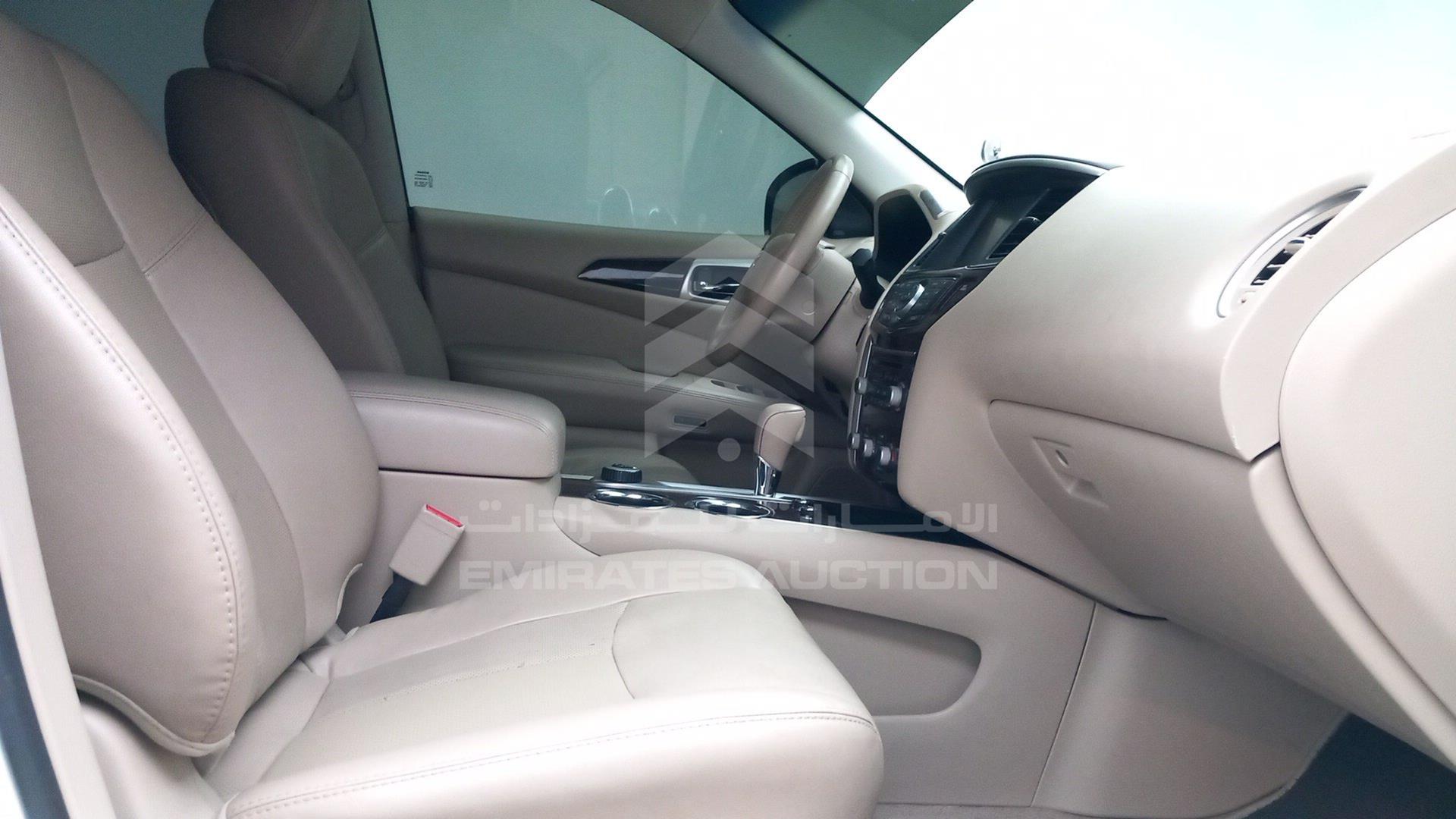 2015 NISSAN PATHFINDER VIN: 5N1AR2MM2FC701287