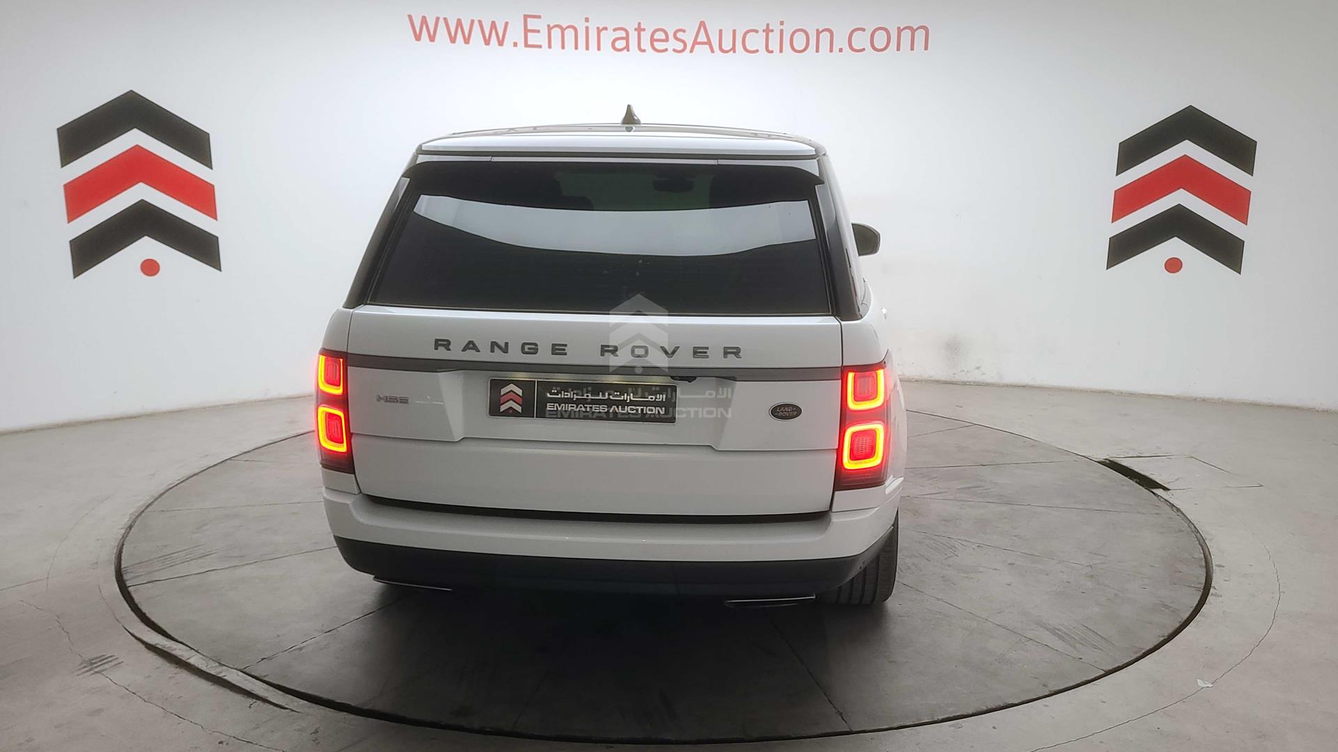 2018 RANGE ROVER HSE VIN: SALGA2BV4JA399290
