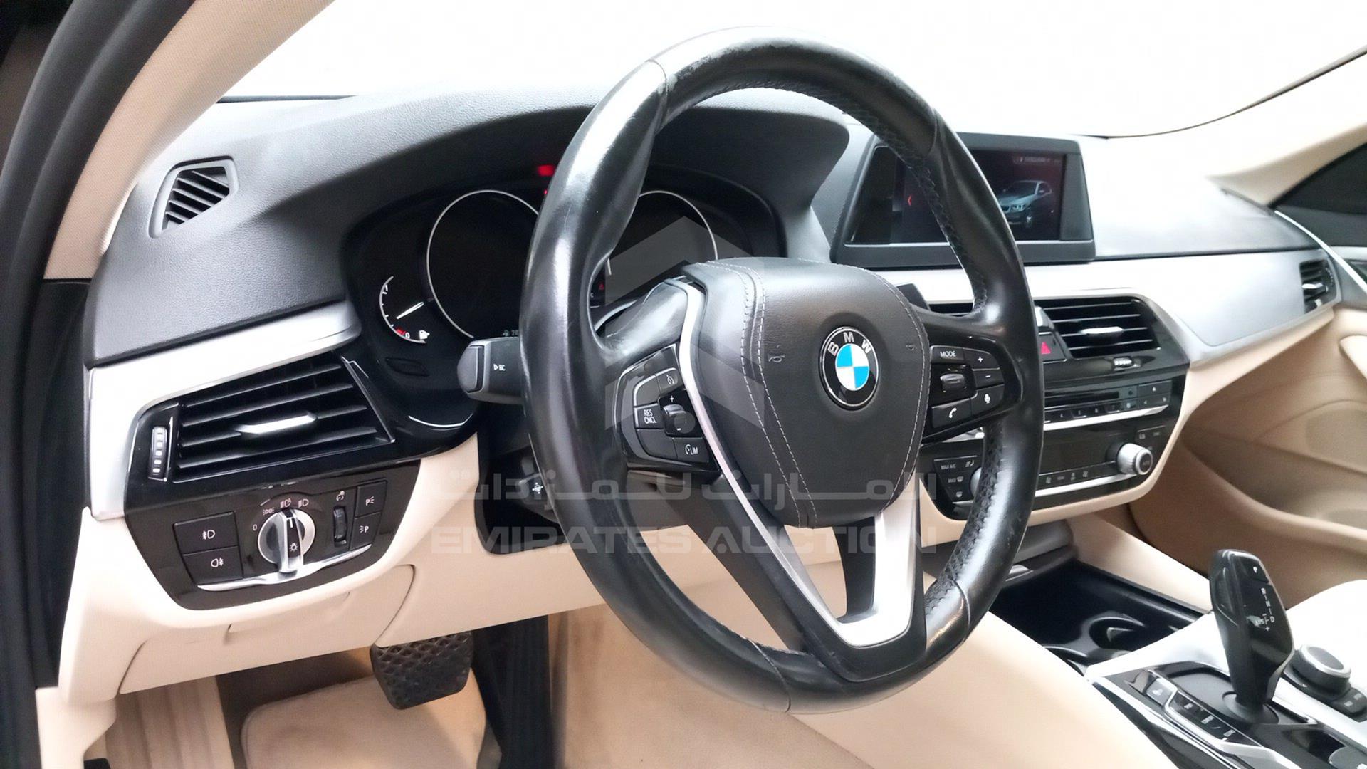 2019 BMW 520 VIN: WBAJA1A07KWW09864