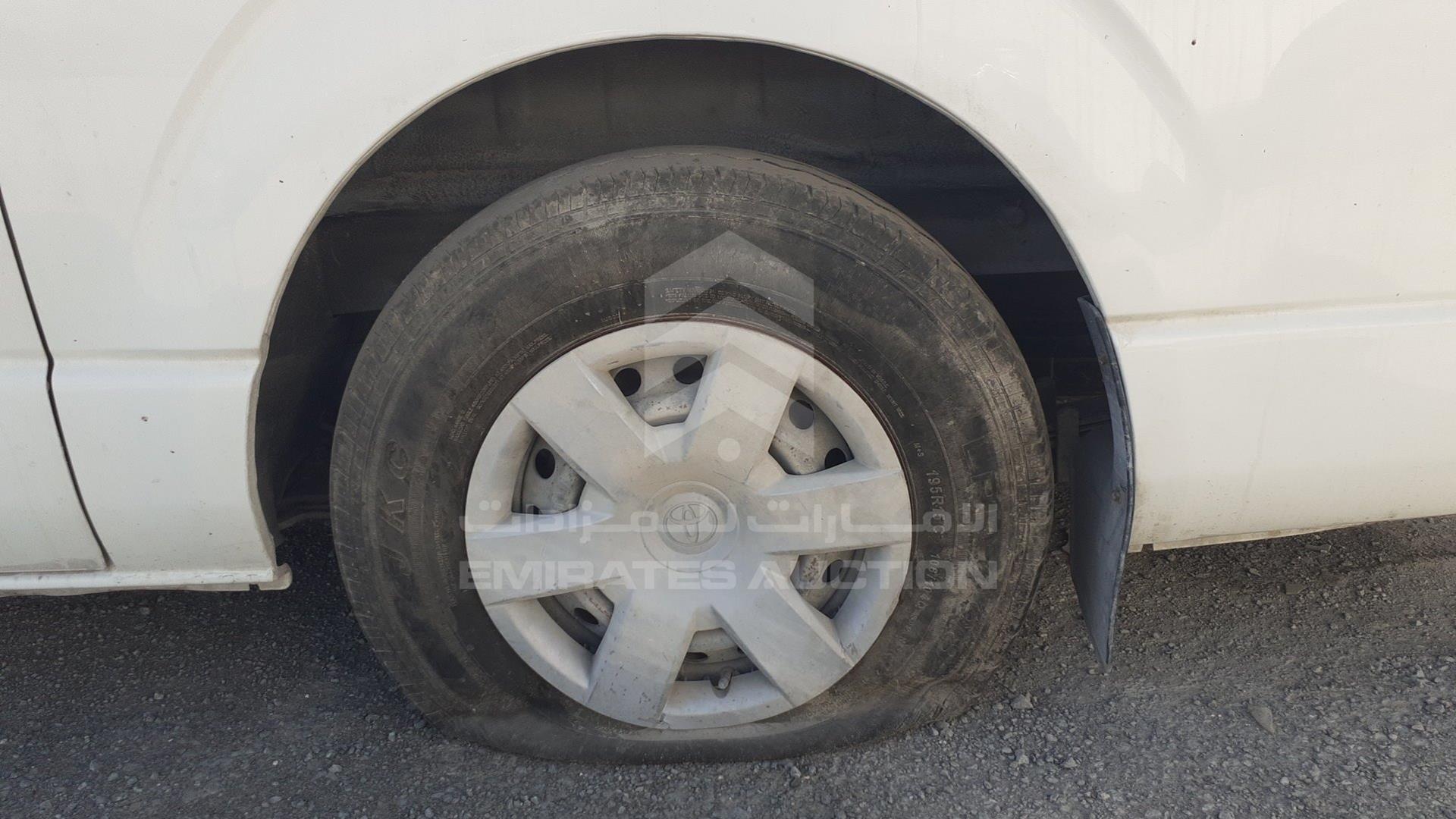 2014 TOYOTA HIACE VIN: JTFHX02P0E5003247