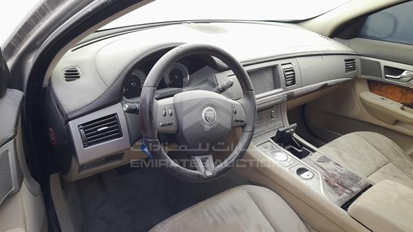 Jaguar XF 2010 SAJAA05D3AFR70499 Image 30