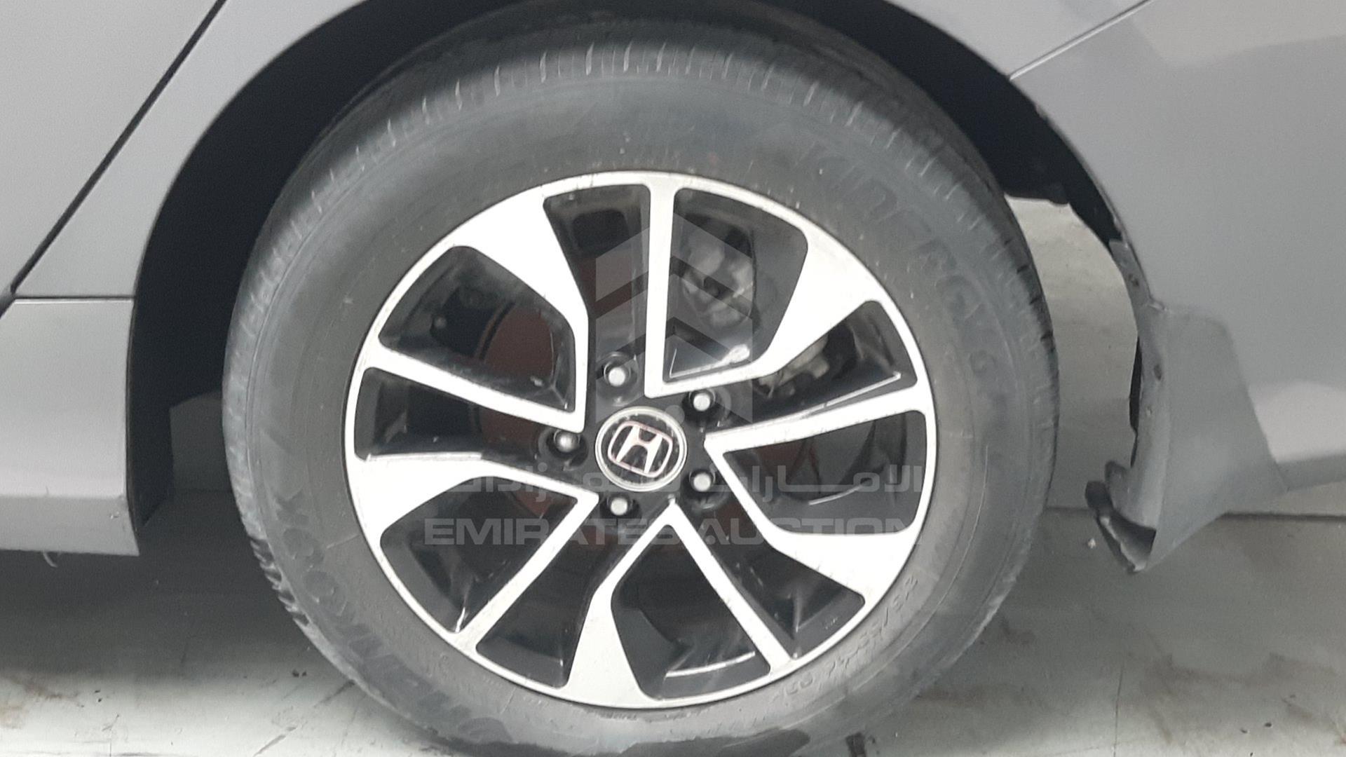 2018 HONDA CIVIC VIN: 19XFC2F54JE204907