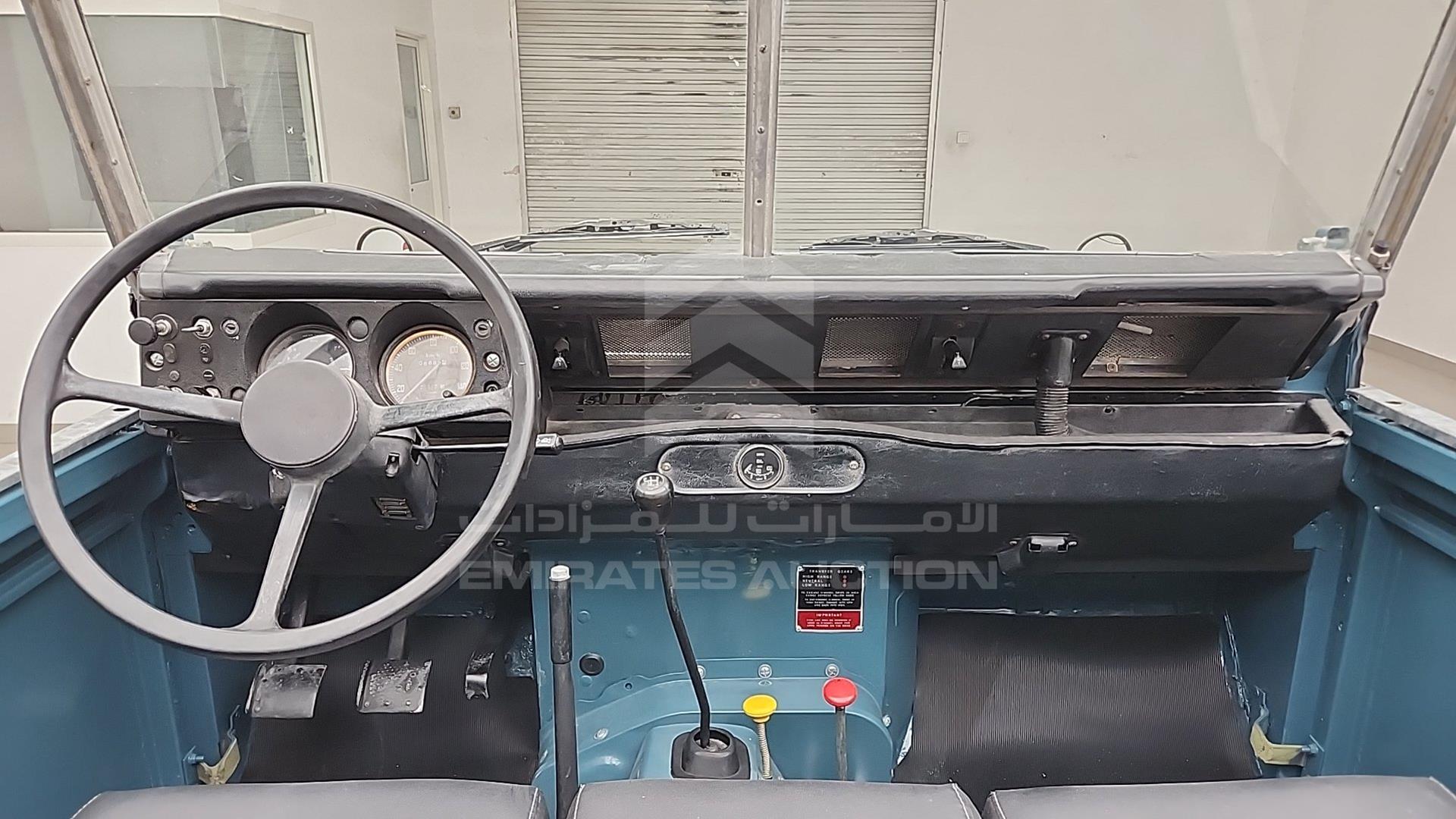 1985 LAND ROVER DEFENDER VIN: 565908