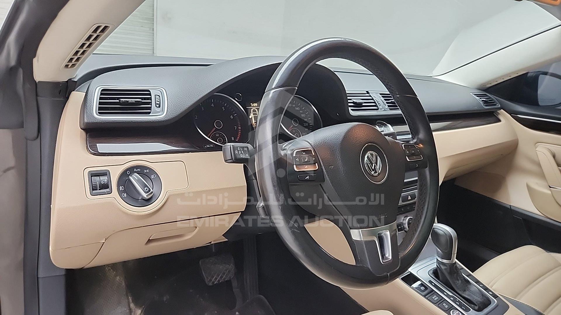 2015 VOLKSWAGEN PASSAT VIN: WVWAP2AN3FE801684