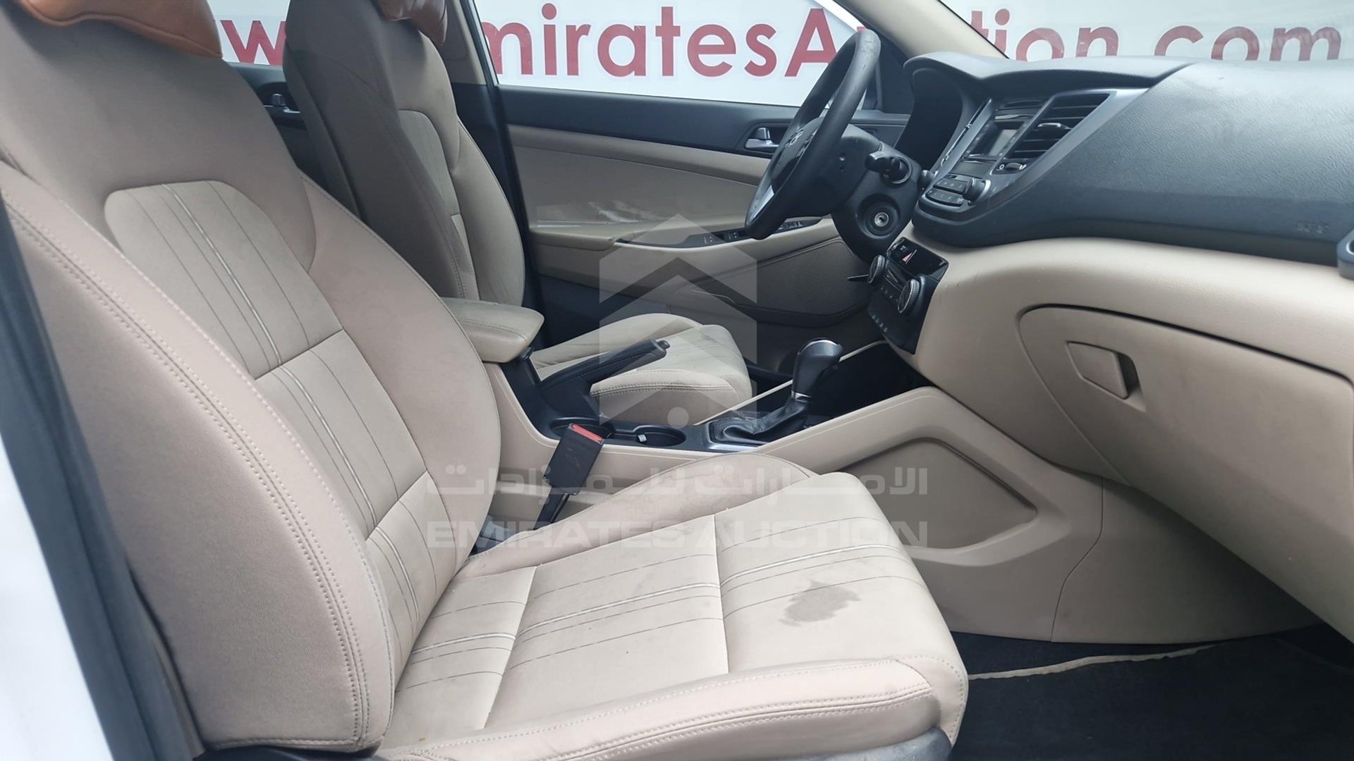 2017 HYUNDAI TUCSON VIN: TMAJ28138HJ170638