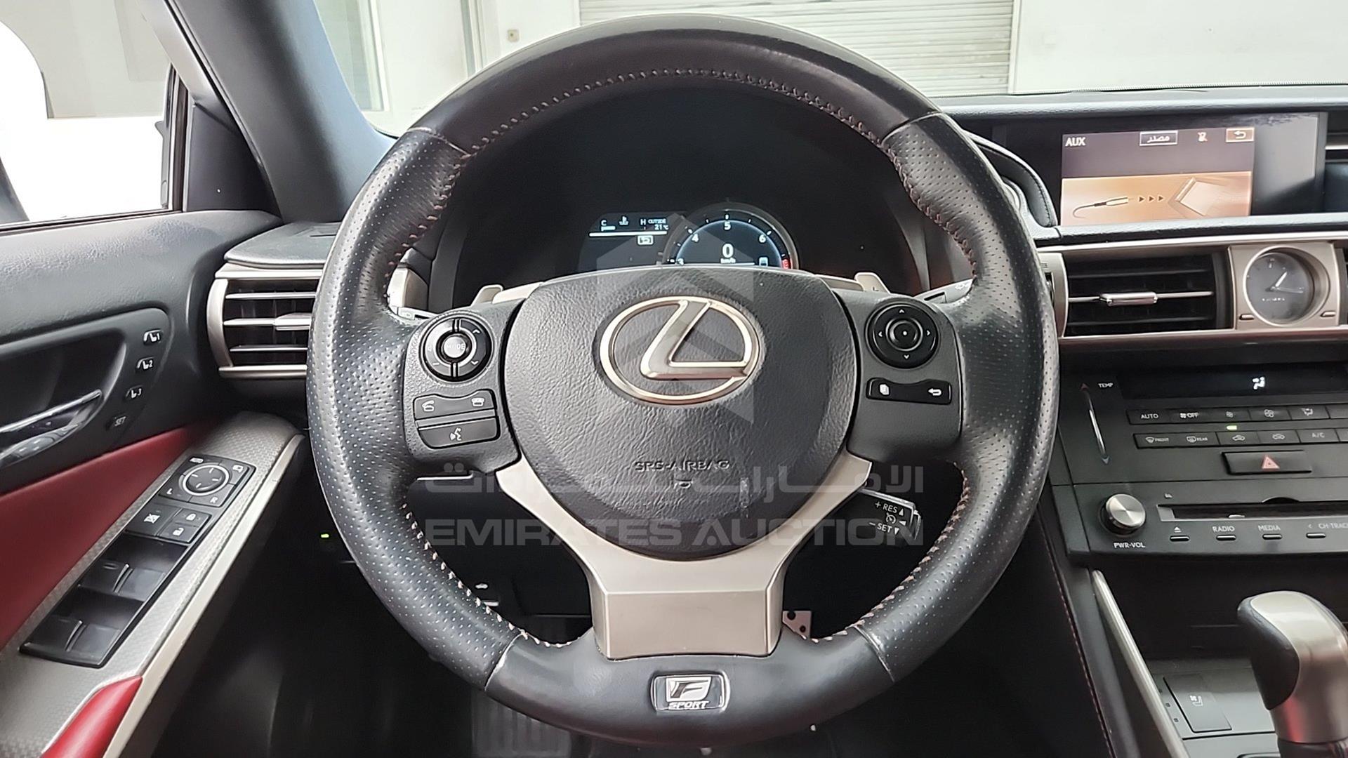 2015 LEXUS IS 350 VIN: JTHBE5D22F5014818