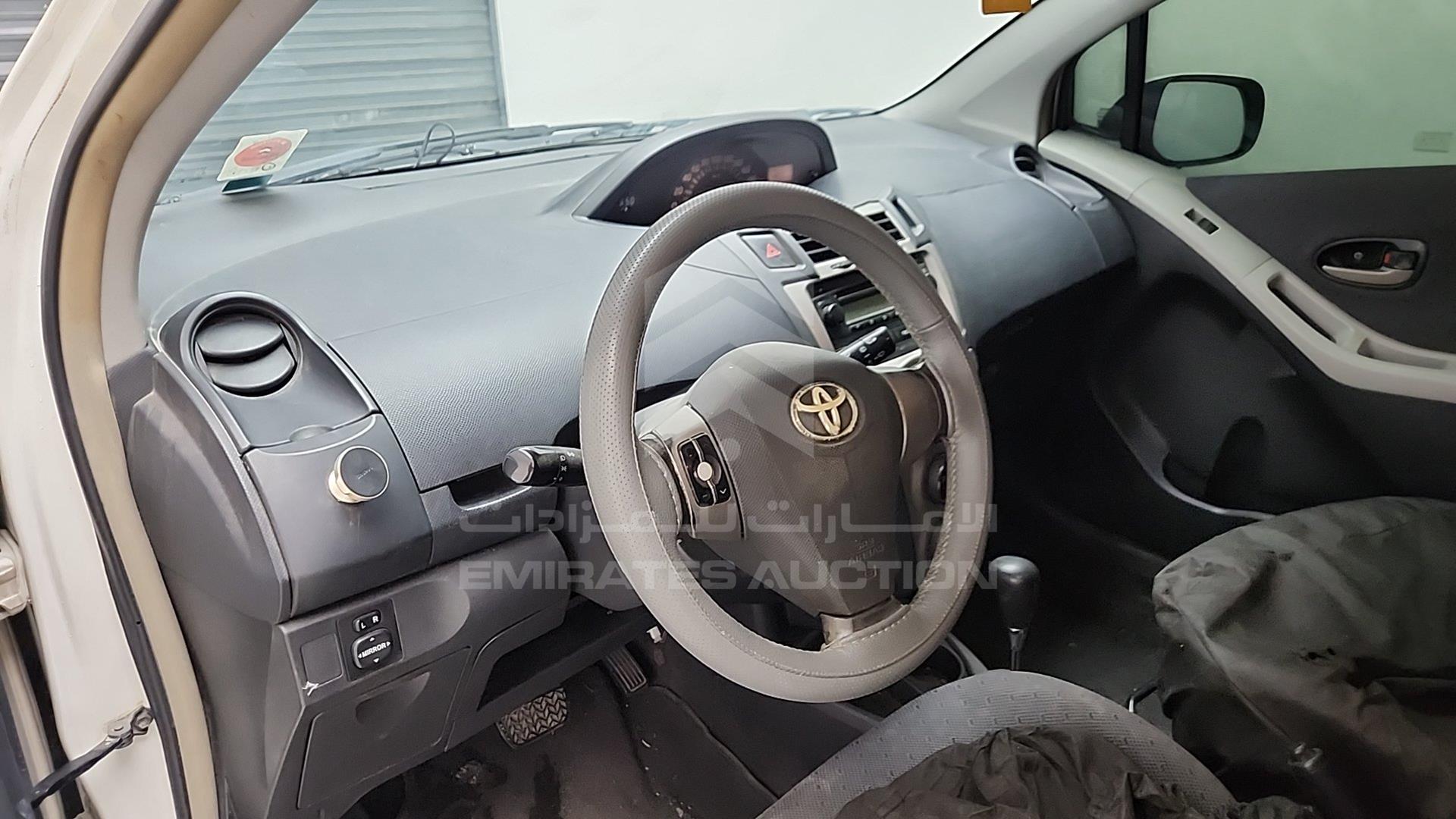 2009 TOYOTA YARIS VIN: JTDKW923X95118012