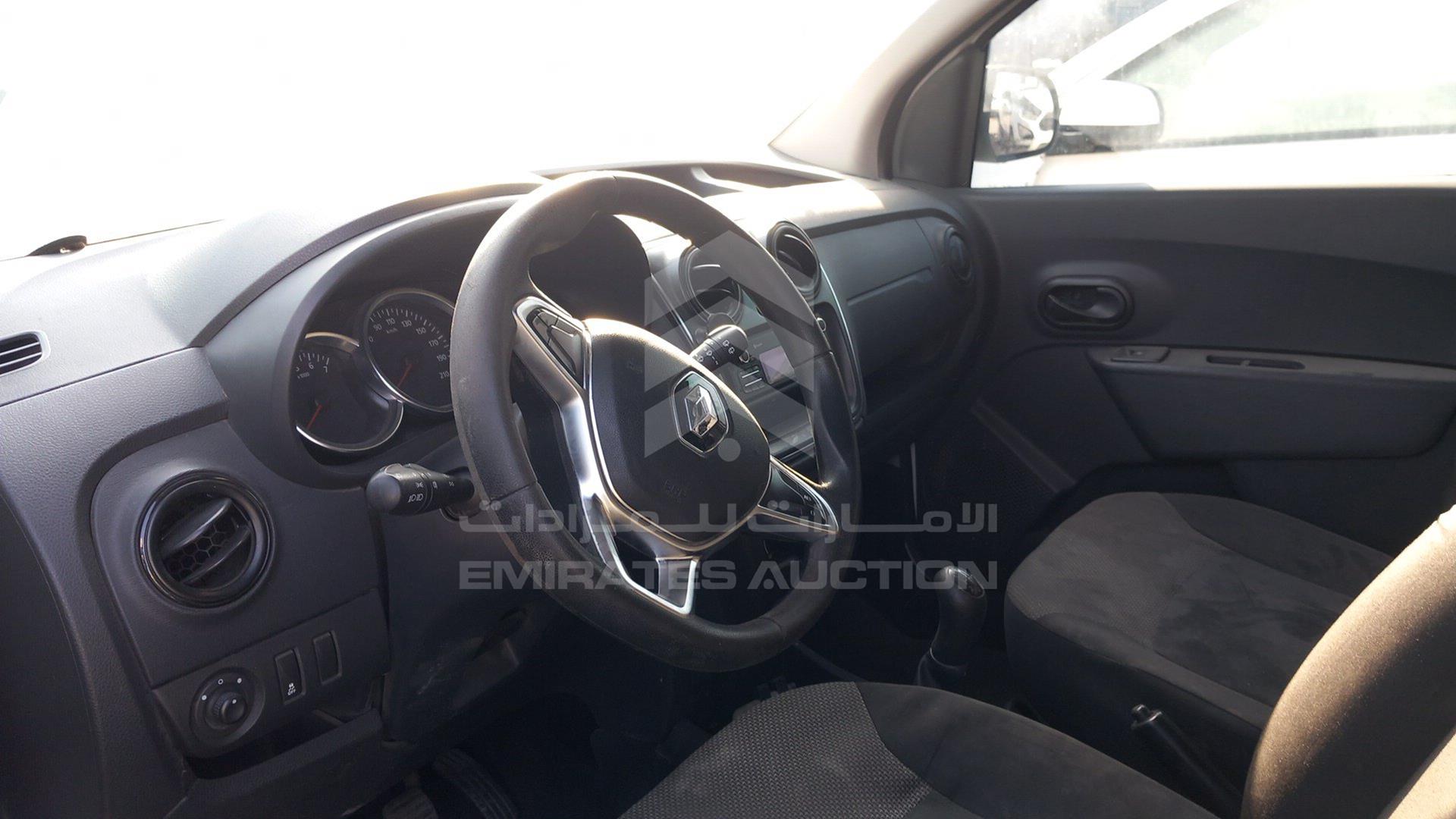 2019 RENAULT DOKKER VIN: VF18SRB40KG449625