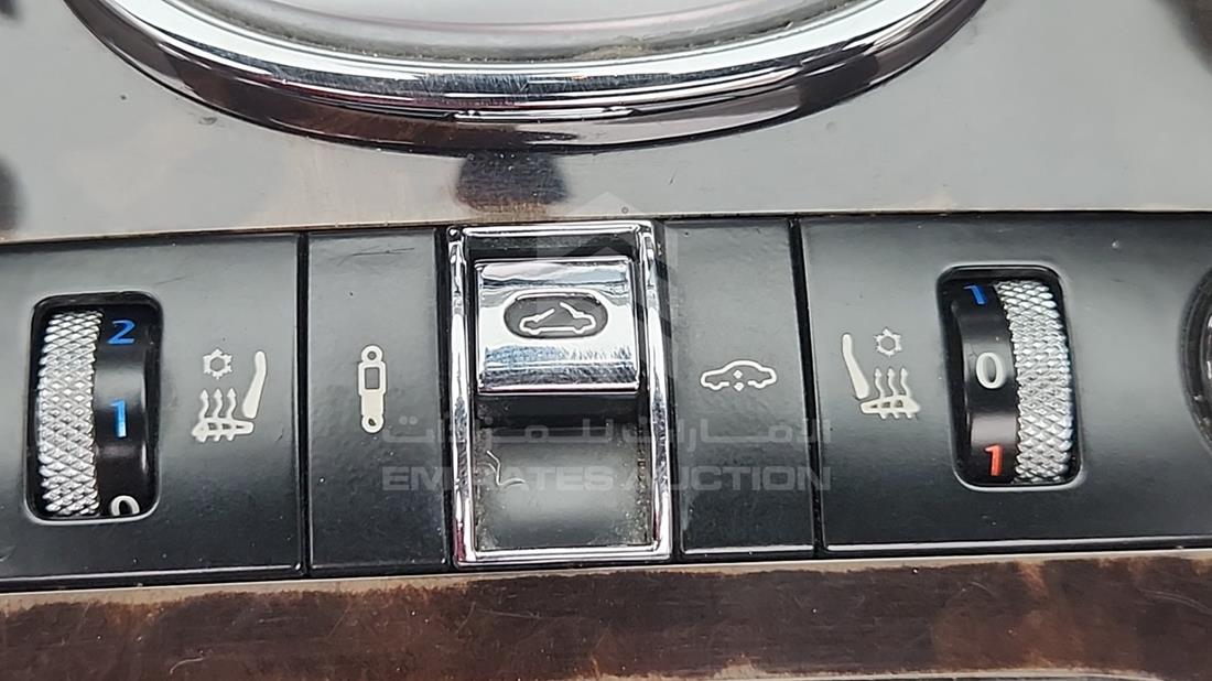 2013 Bentley Continental — Entertainment Systems & Camera Monitor & Navigation — Photo 20