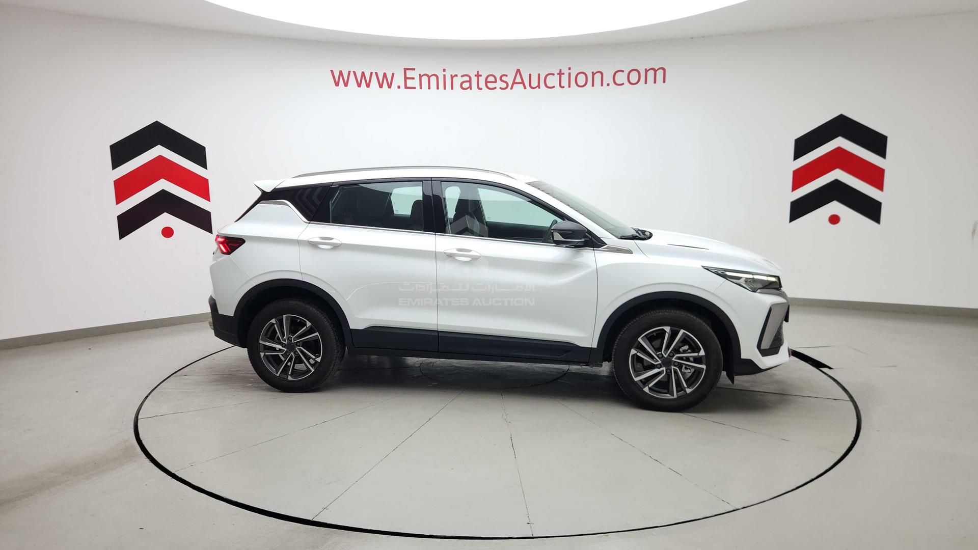 2024 GEELY COOLRAY VIN: LB3762KZ0RX505373