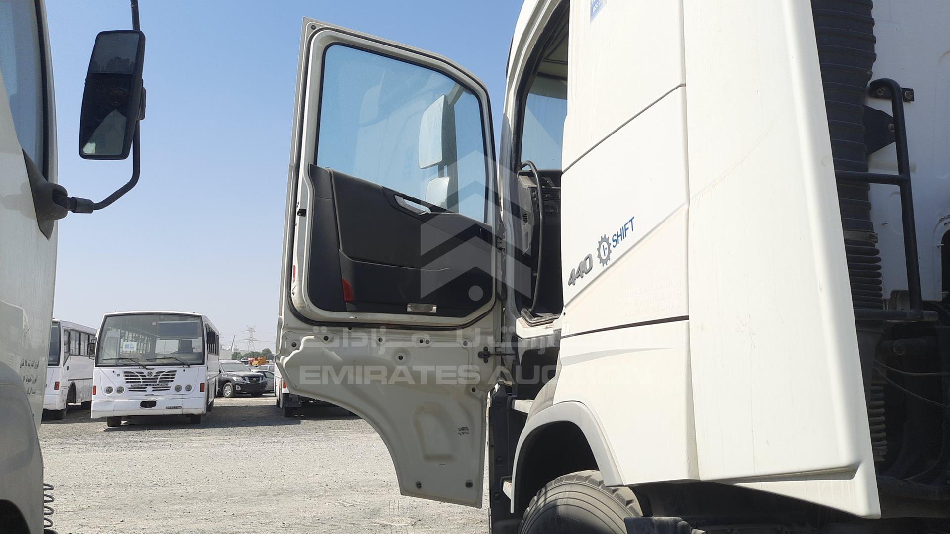 2014 VOLVO FH 440 VIN: YV2RS02D7EA765781