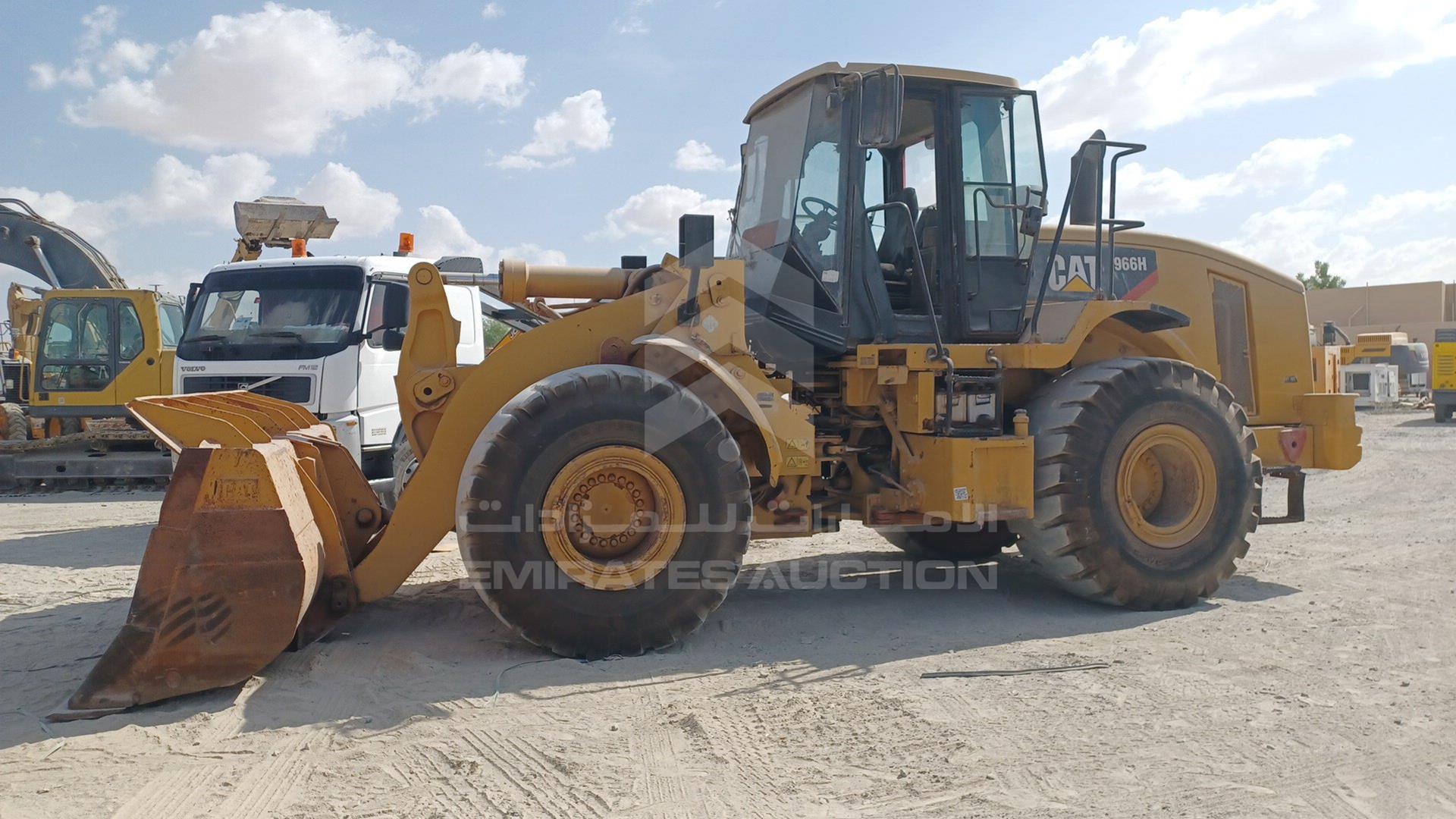 2011 CATERPILLAR 966H VIN: CAT0966HTA6J01363