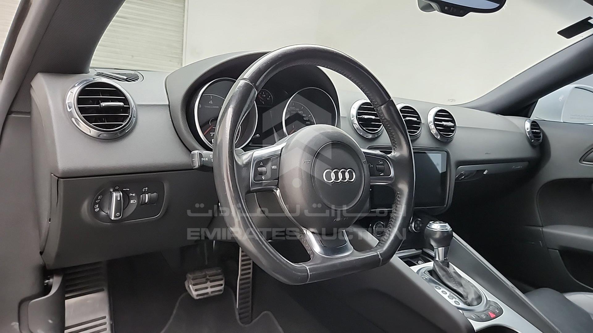 2010 AUDI TT VIN: TRUBDB8J2A1011816