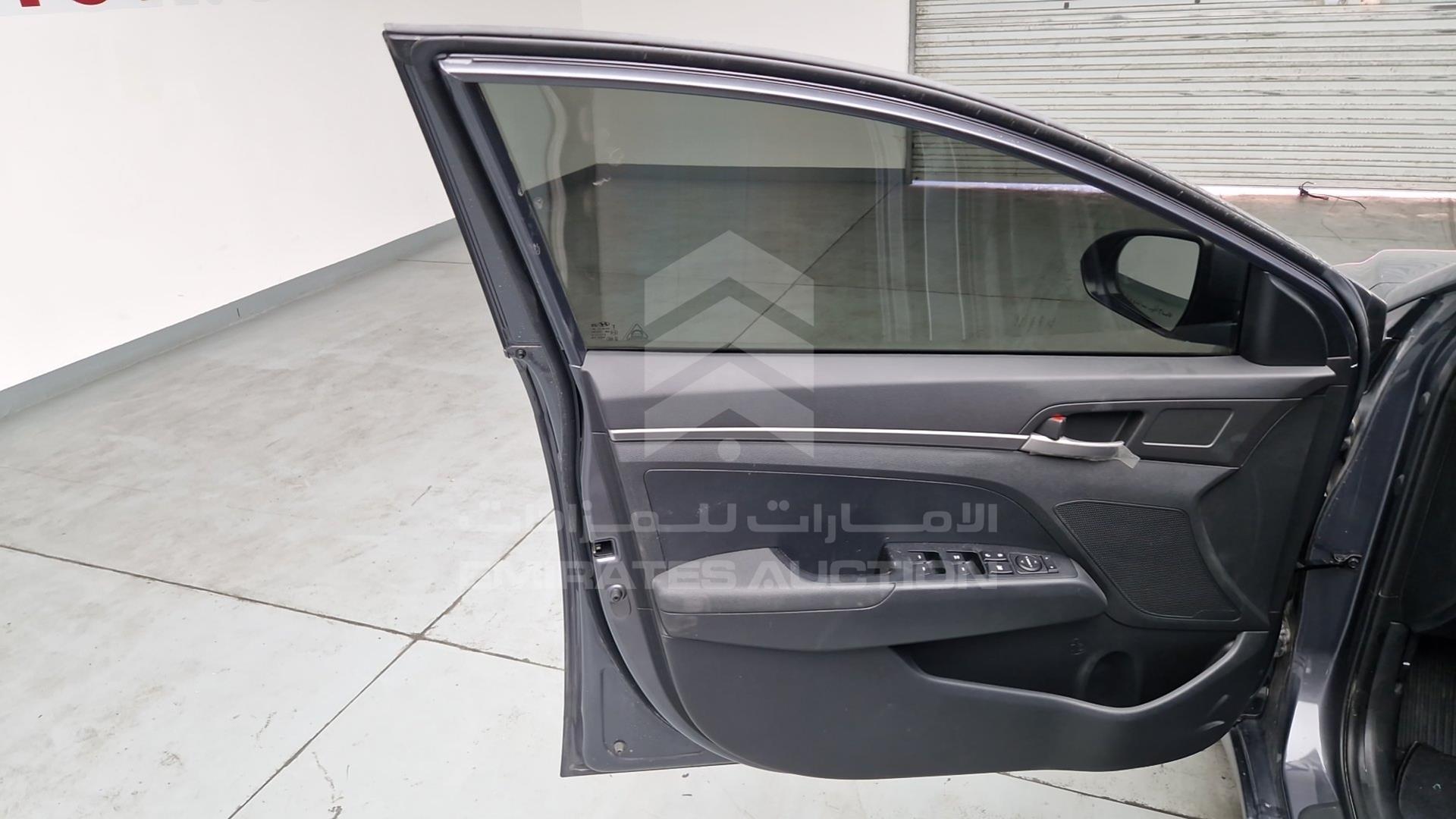 2017 HYUNDAI ELANTRA VIN: KMHD741FXHU202688