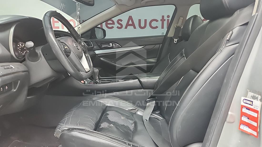 2016 Nissan Maxima — Front Left Driver Seat View — Photo 12