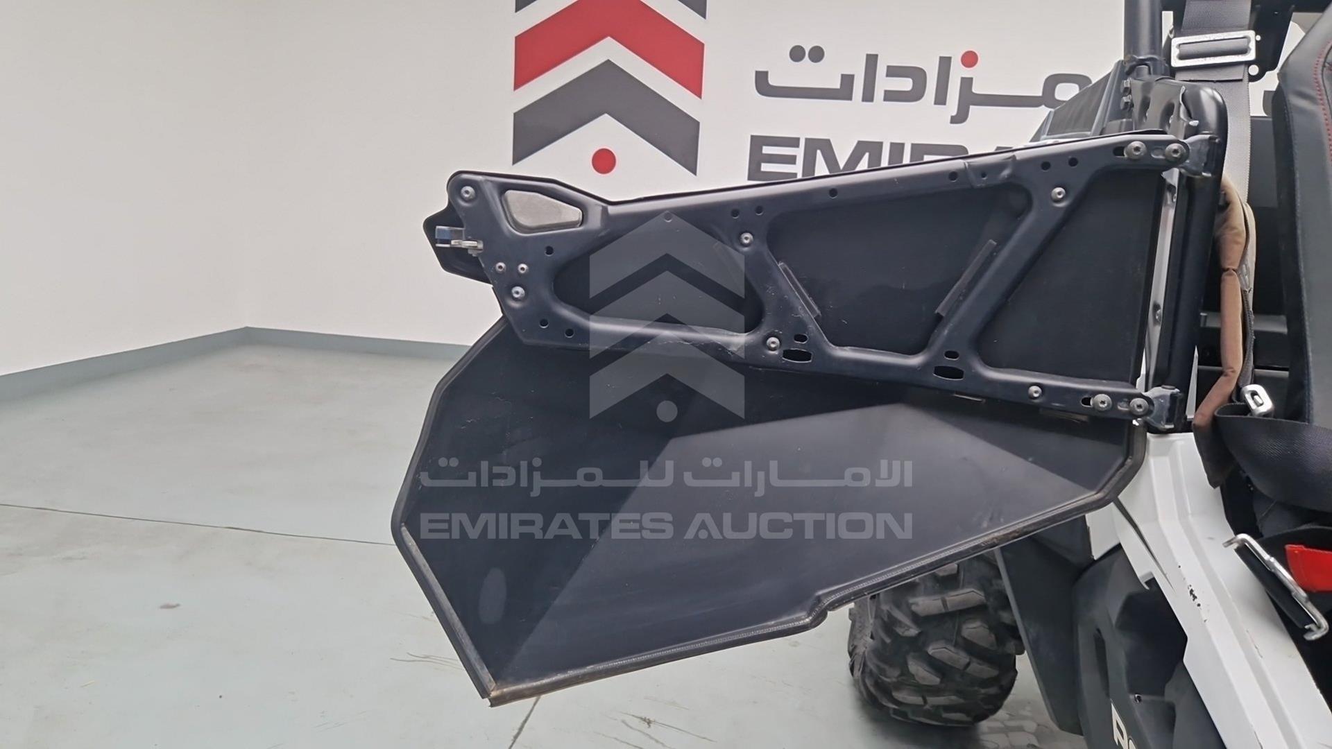 2015 POLARIS RZR XP 1000 VIN: 4XAVDE996FB944723