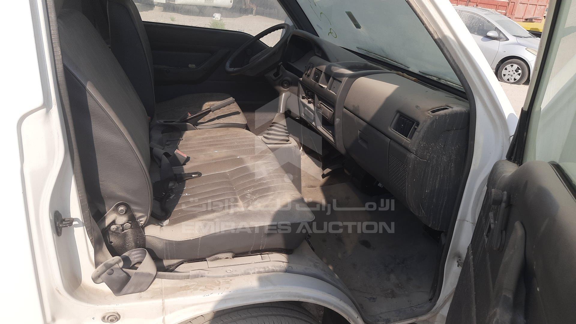 2014 MITSUBISHI L 300 VIN: JMYHNP13WEA700635