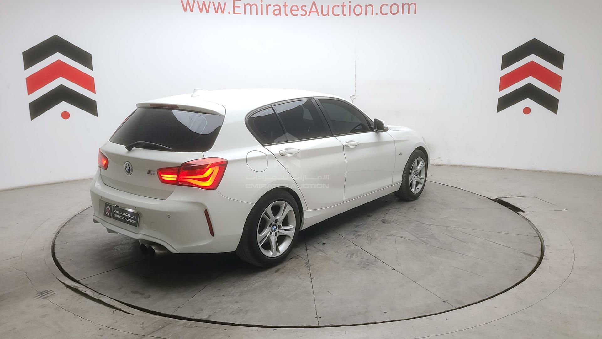 2016 BMW 120 VIN: WBA1U710XG5D33903