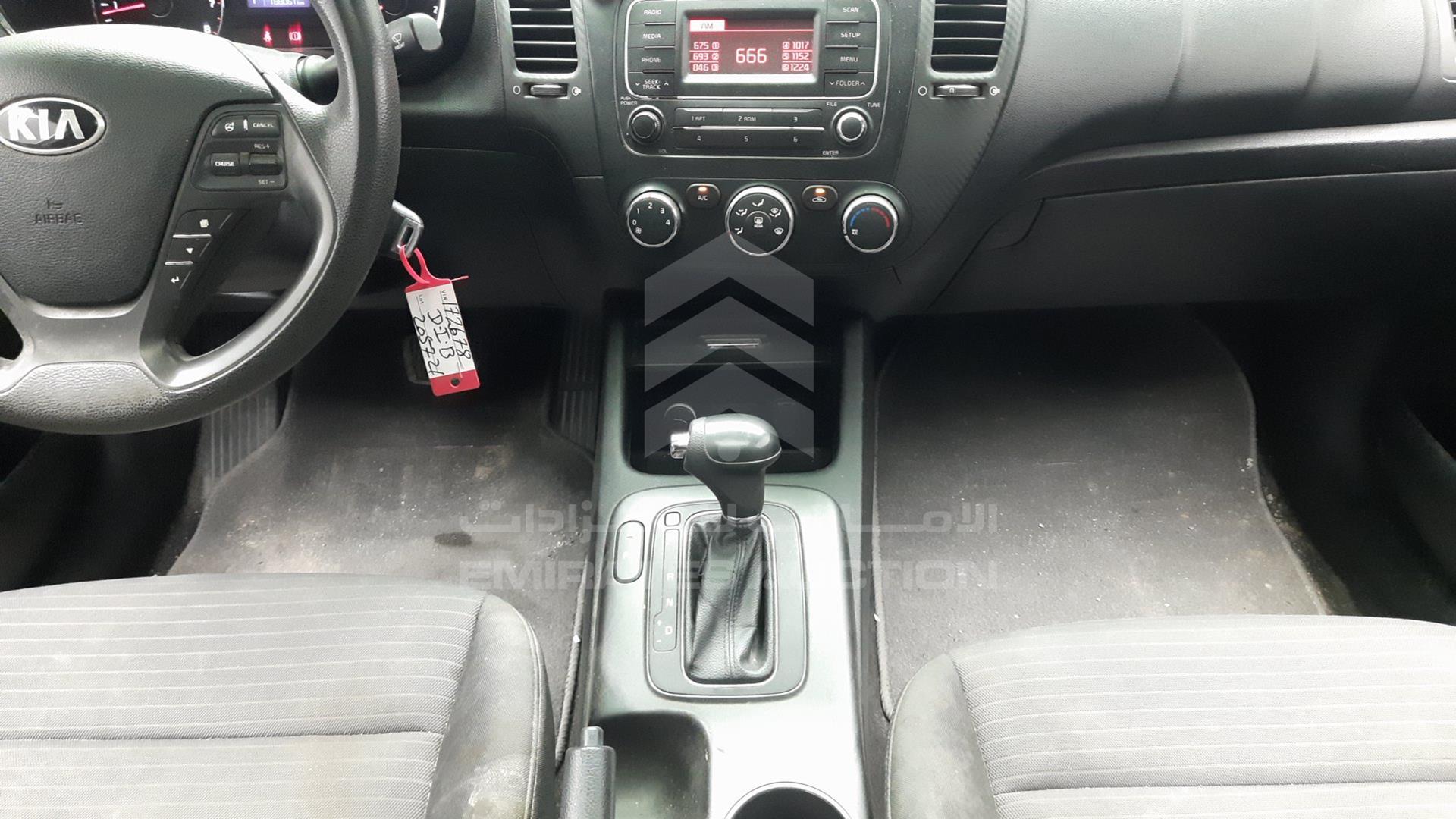 2014 KIA CERATO VIN: KNAFX4113E5172678