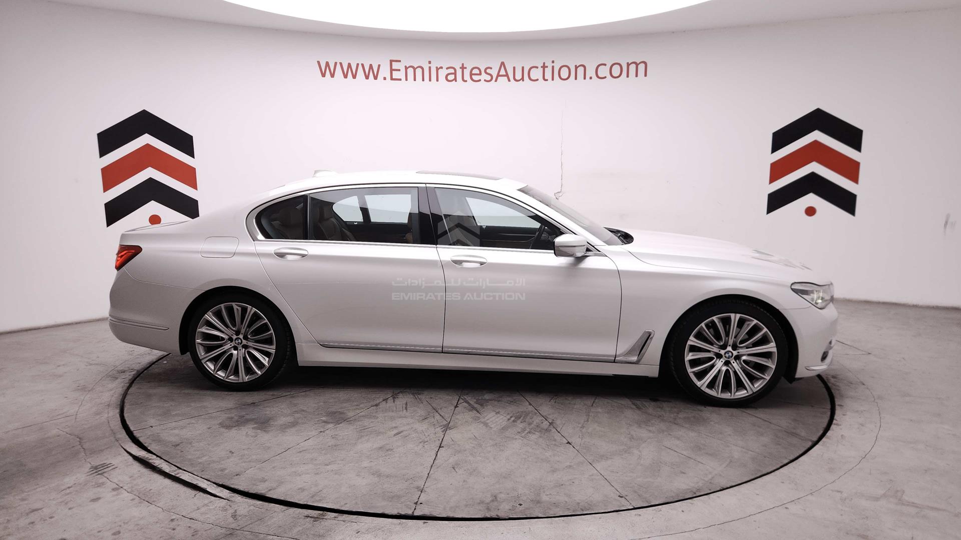 2017 BMW 740 LI VIN: WBA7E2107HG408800