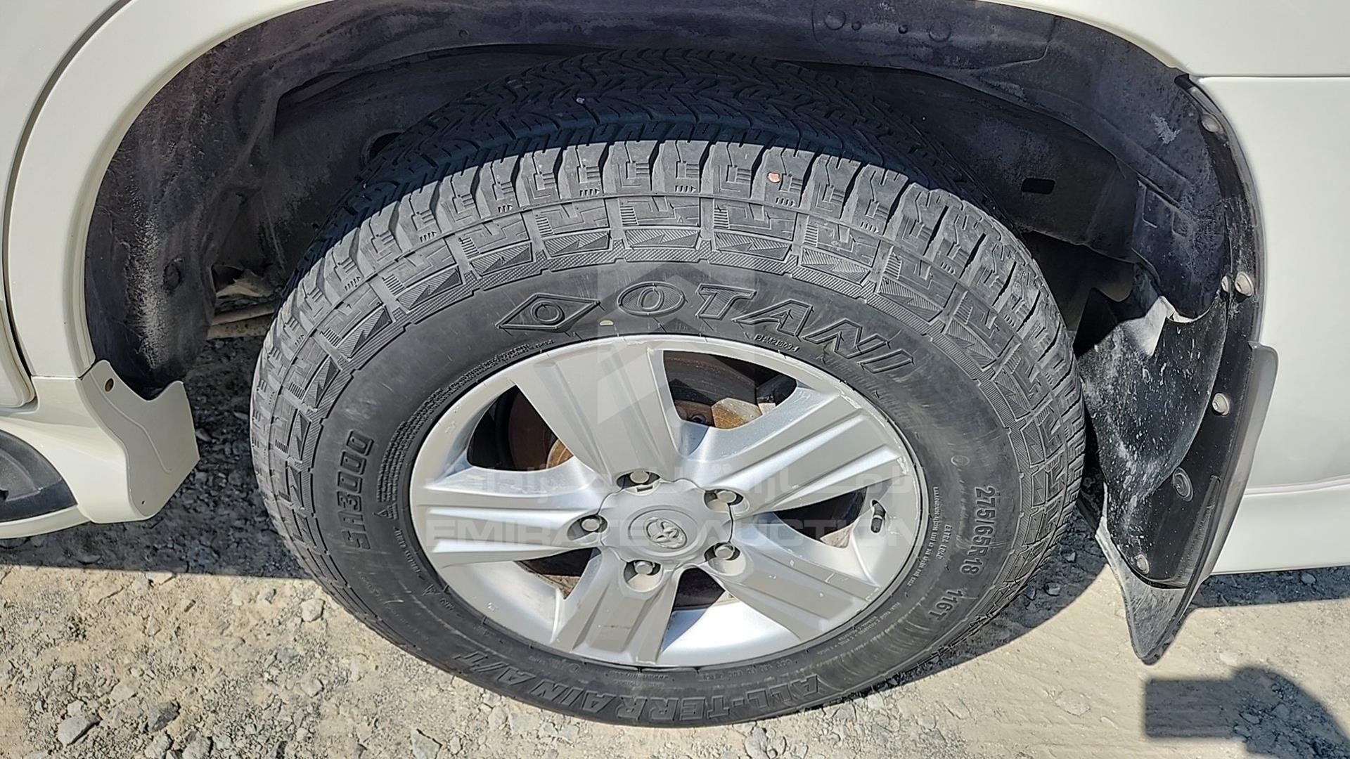 2013 TOYOTA LAND CRUISER VIN: JTMHY05J0D4015934