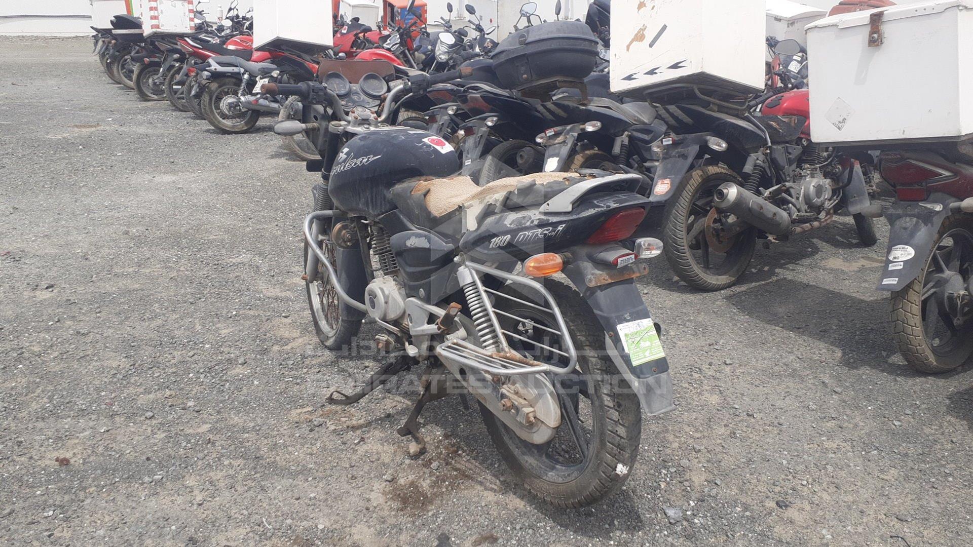 2005 BAJAJ 180 CC VIN: DJVBLJ72176