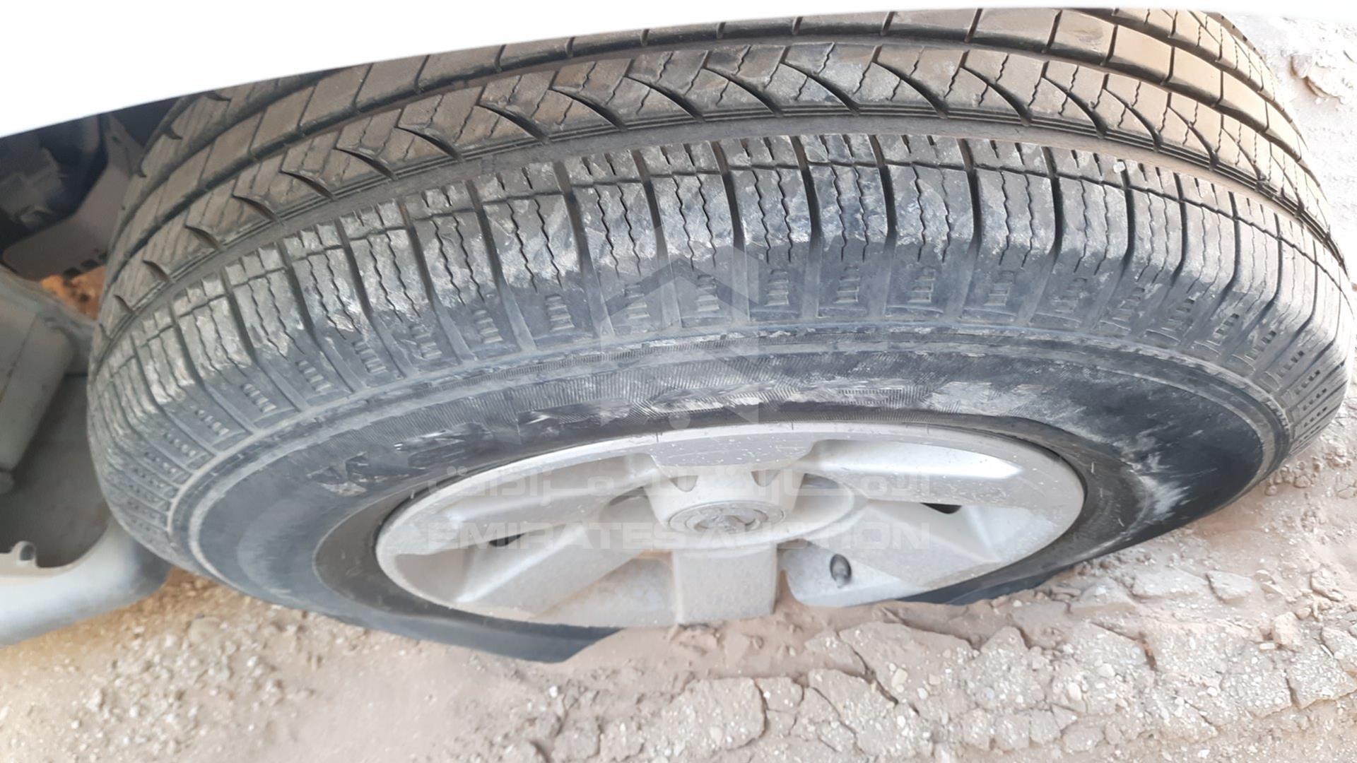 2005 NISSAN ARMADA VIN: 5N1AA08B95N738991