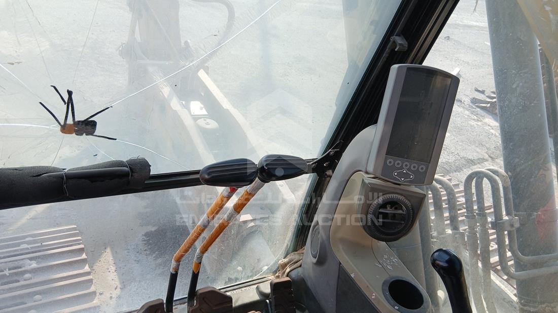 2016 Caterpillar 330D — Full Dashboard View — Photo 15