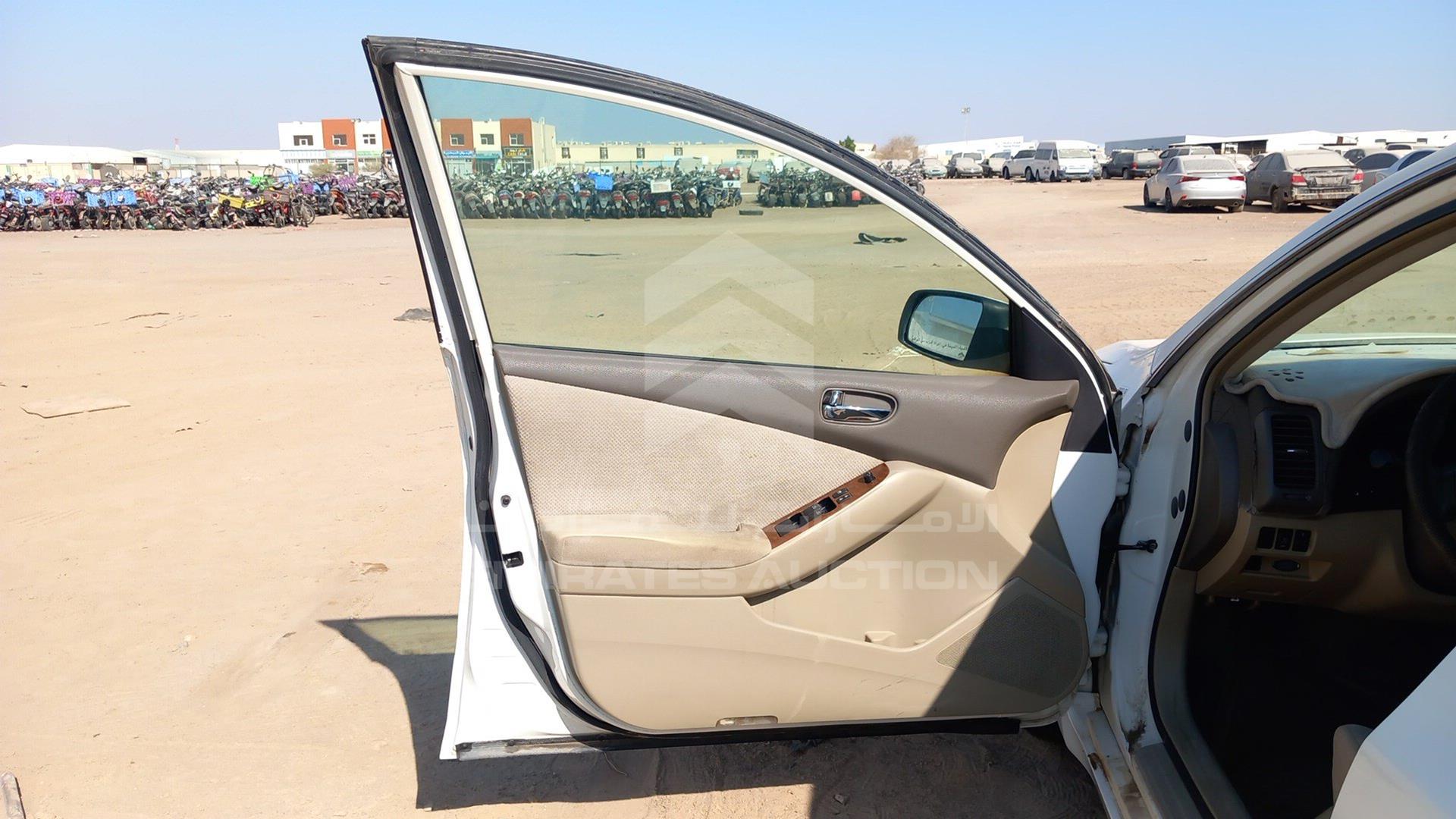 2008 NISSAN ALTIMA VIN: 1N4AL21D58C160898