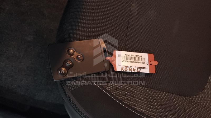VF12RRHE8GW548059 Auction: EmiratesAuction Lot: 413690 VF12RRHE8GW548059 Renault Captur 2016 BROWN Photo 5
