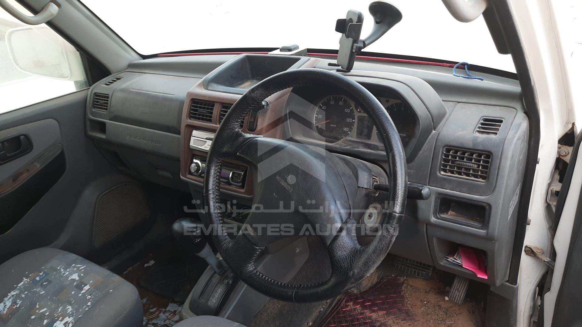 2001 MITSUBISHI PAJERO MINI VIN: H58A0212011