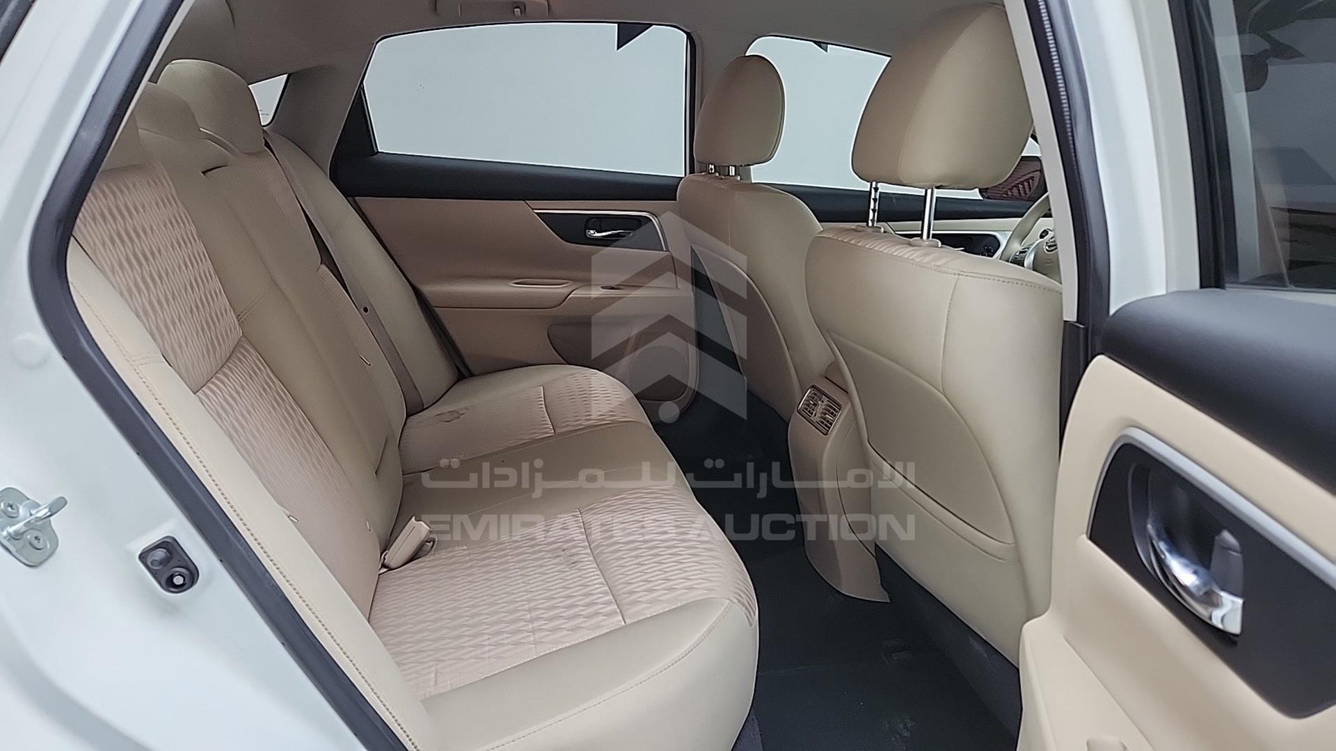 2018 NISSAN ALTIMA VIN: 1N4AL3A91JC203091