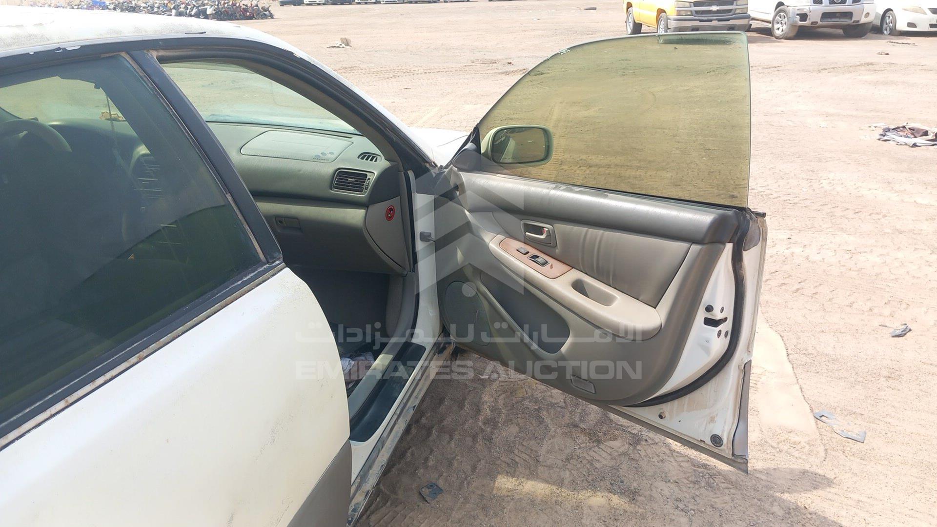 1999 LEXUS ES 300 VIN: JT8BF28G4X0162355