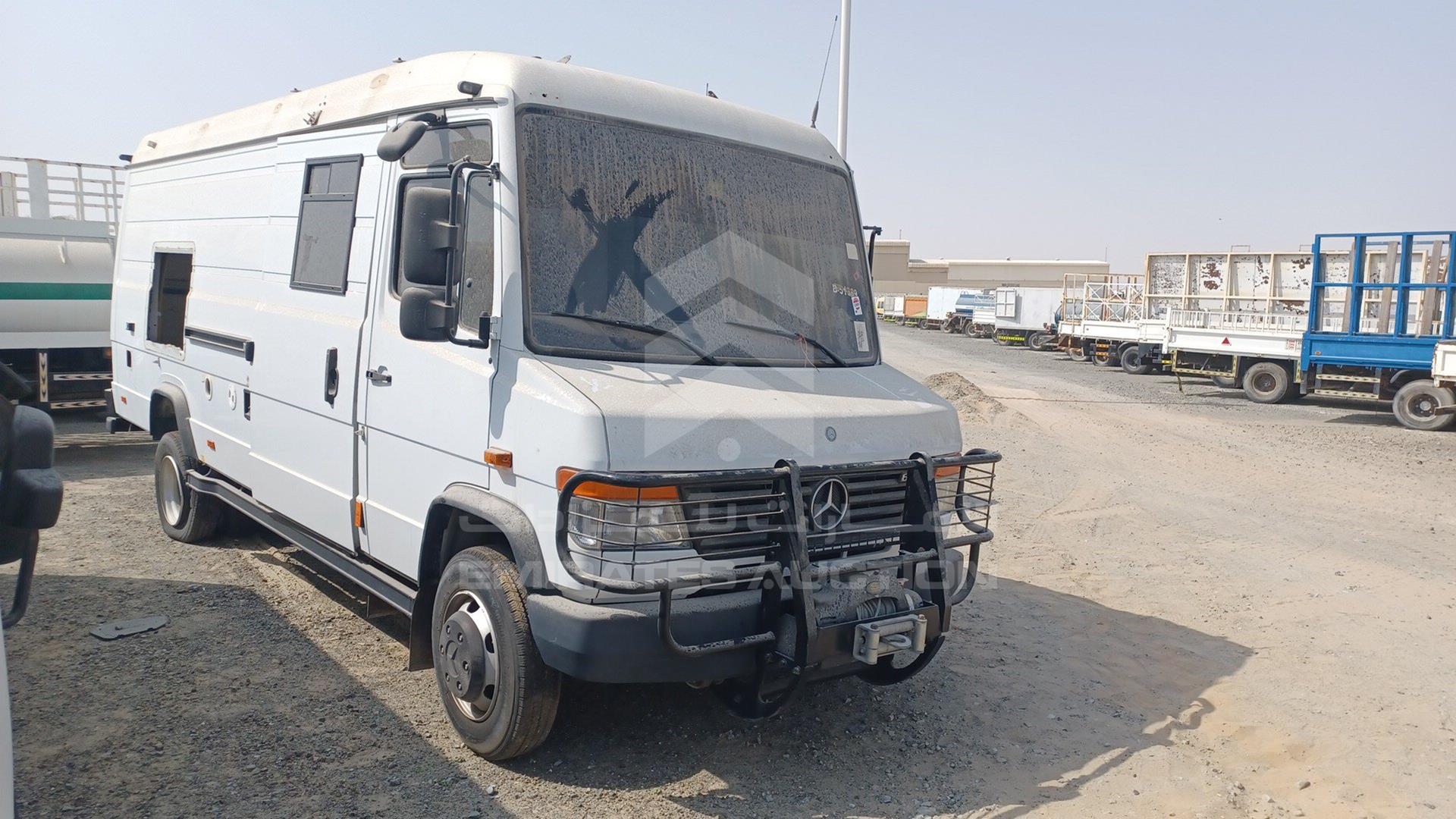 2008 MERCEDES 815 DKA VIN: WD3Y049318N133754