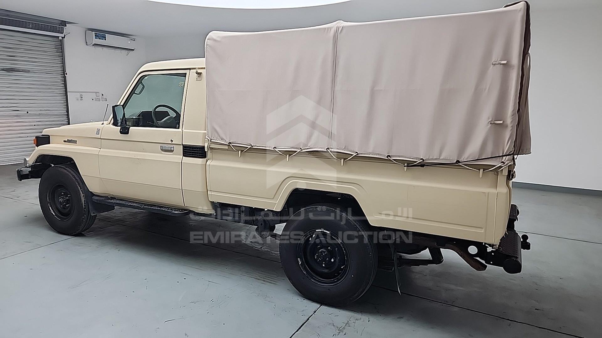 2000 TOYOTA LAND CRUISER VIN: JTFLJ71J6Y8000633