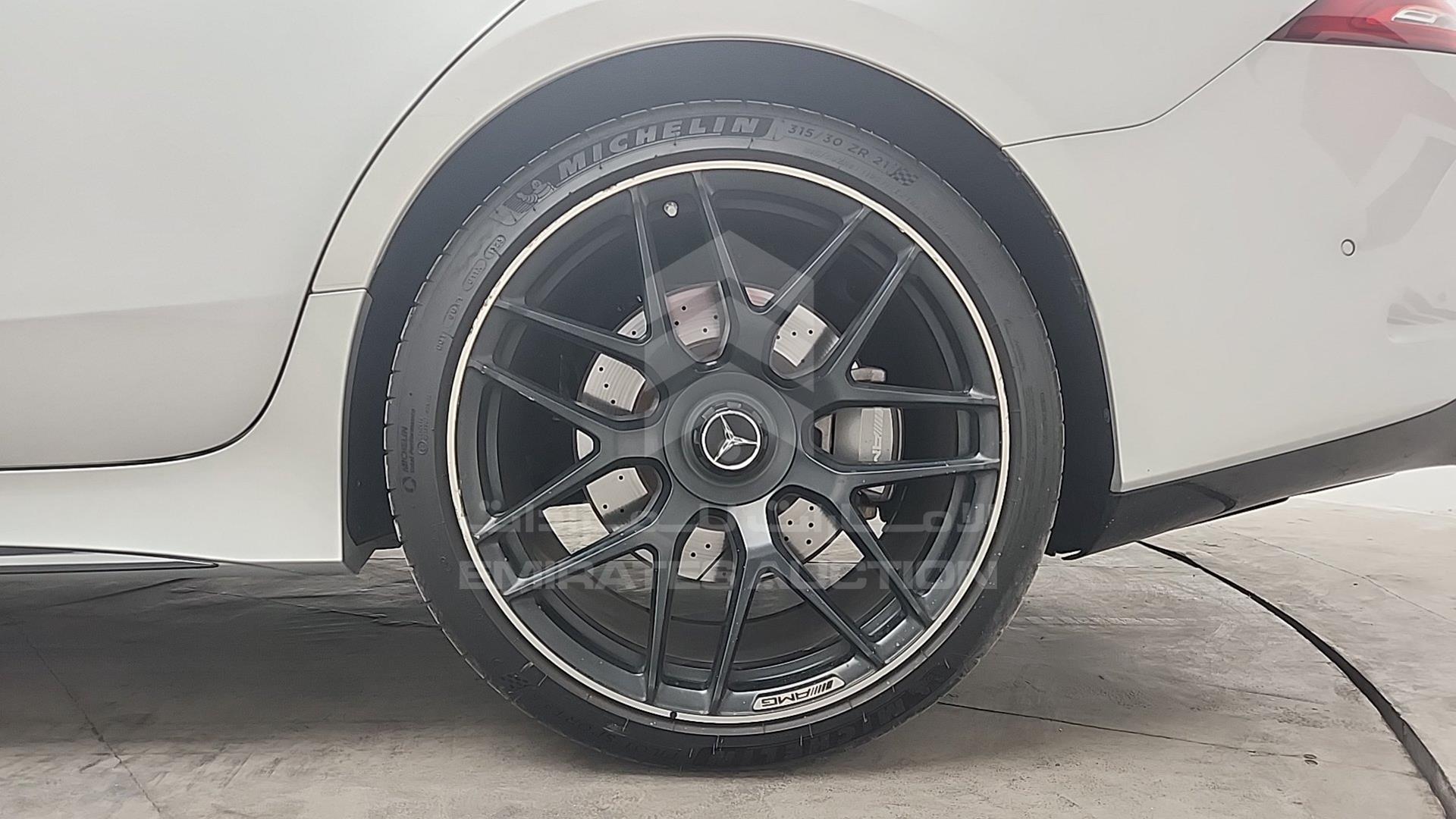 2019 MERCEDES GT 43 AMG VIN: WDD7X5JB8KA007031