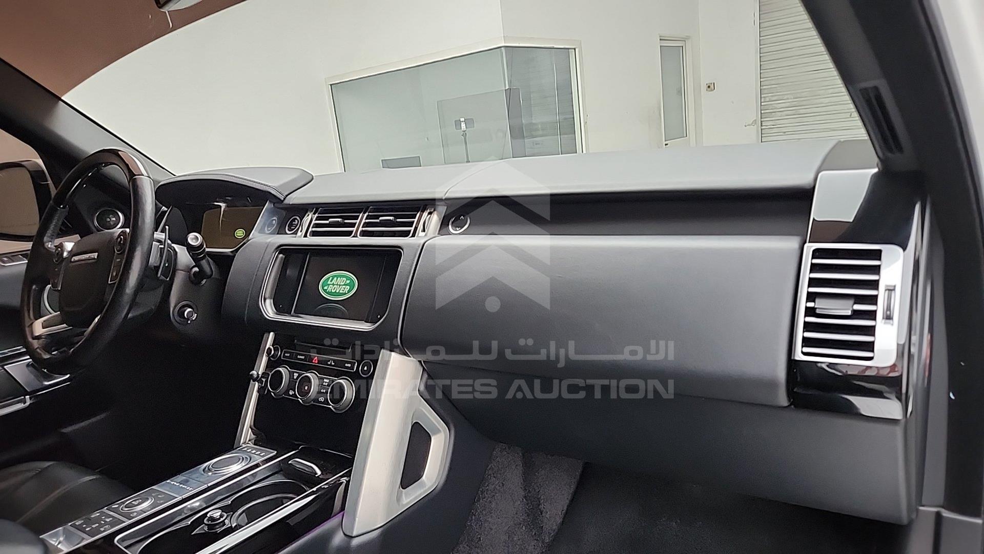 2016 RANGE ROVER VOGUE VIN: SALGA2DF3GA298871