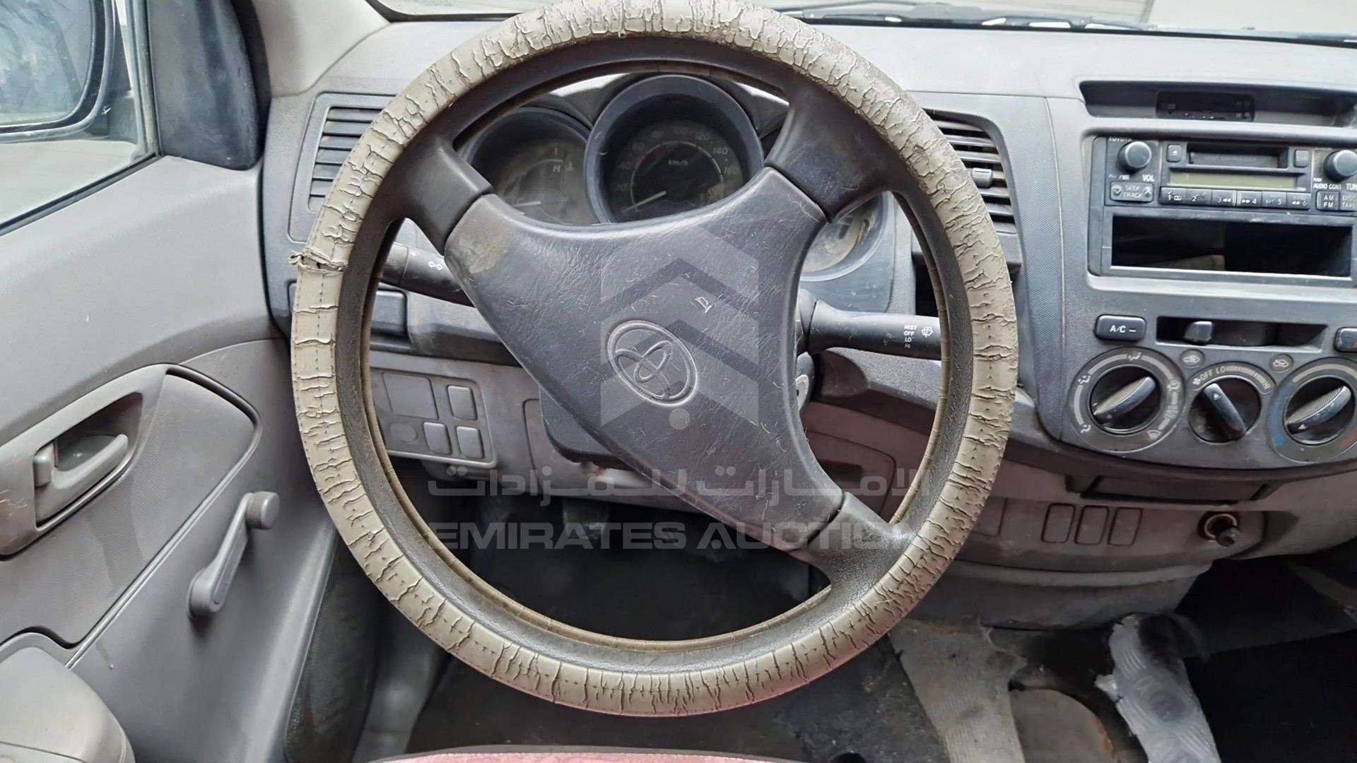 2007 TOYOTA HILUX VIN: MR0EW12G772009704
