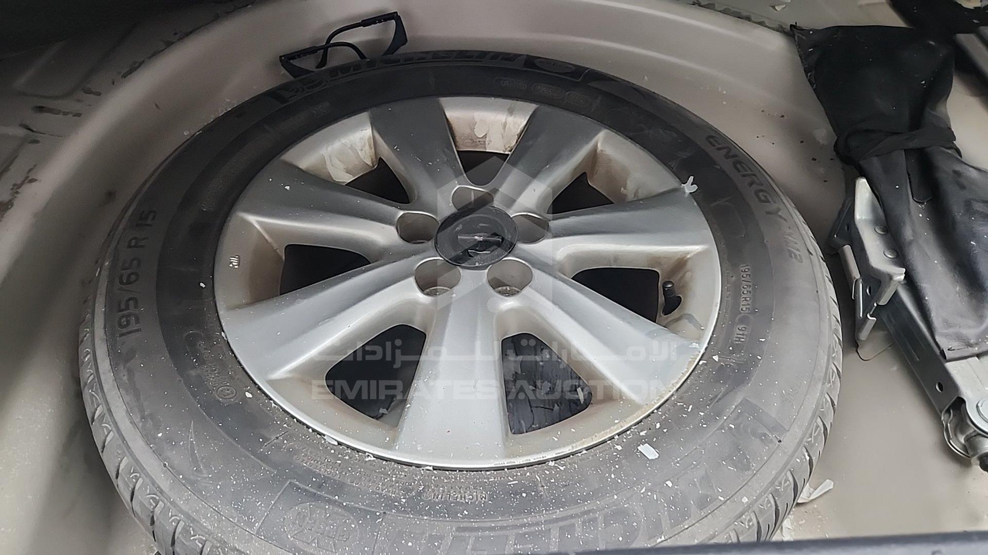 2010 TOYOTA COROLLA VIN: JTDBZ42E7AJ062585