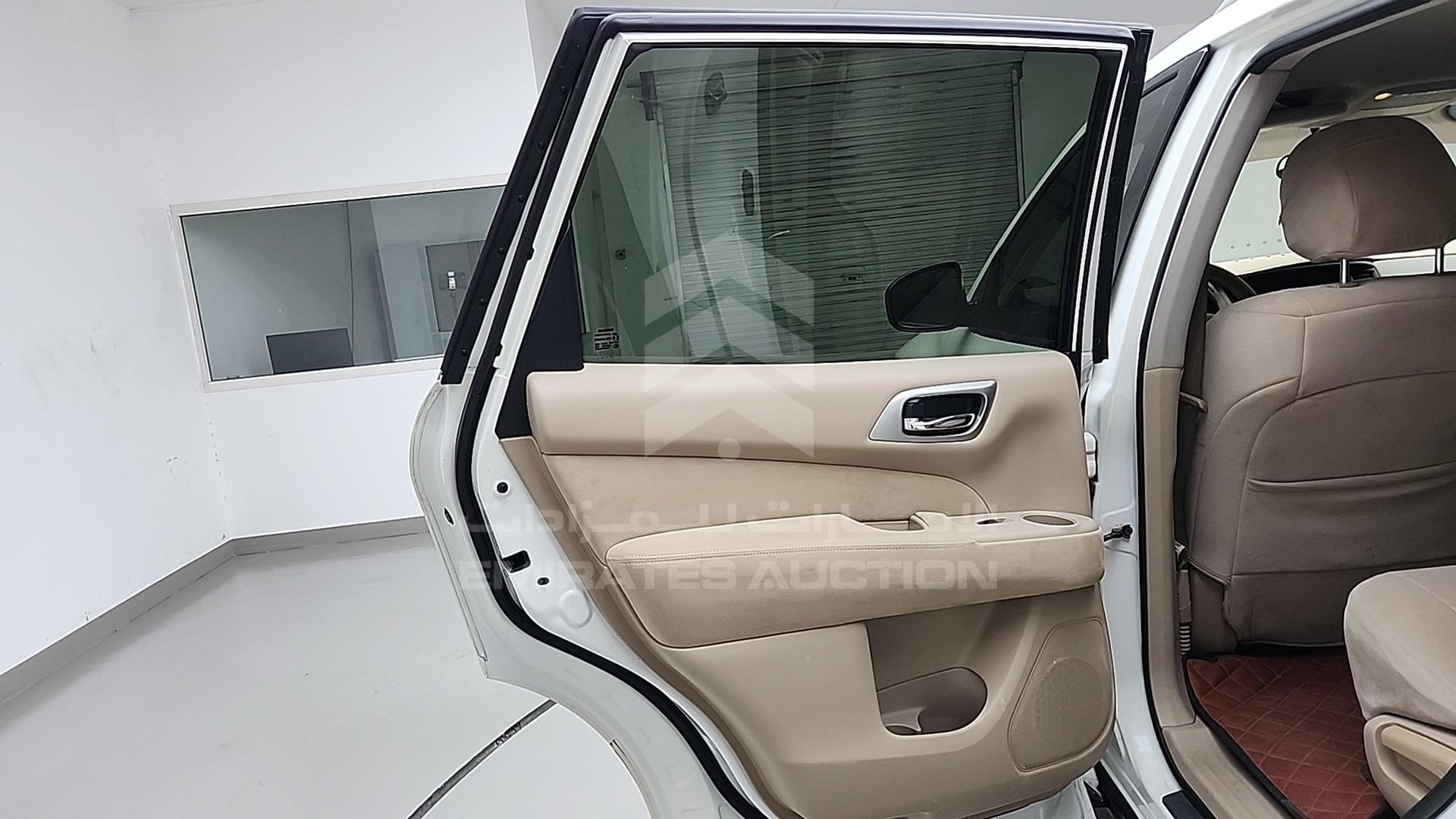 2015 NISSAN PATHFINDER VIN: 5N1AR2M5XFC679726