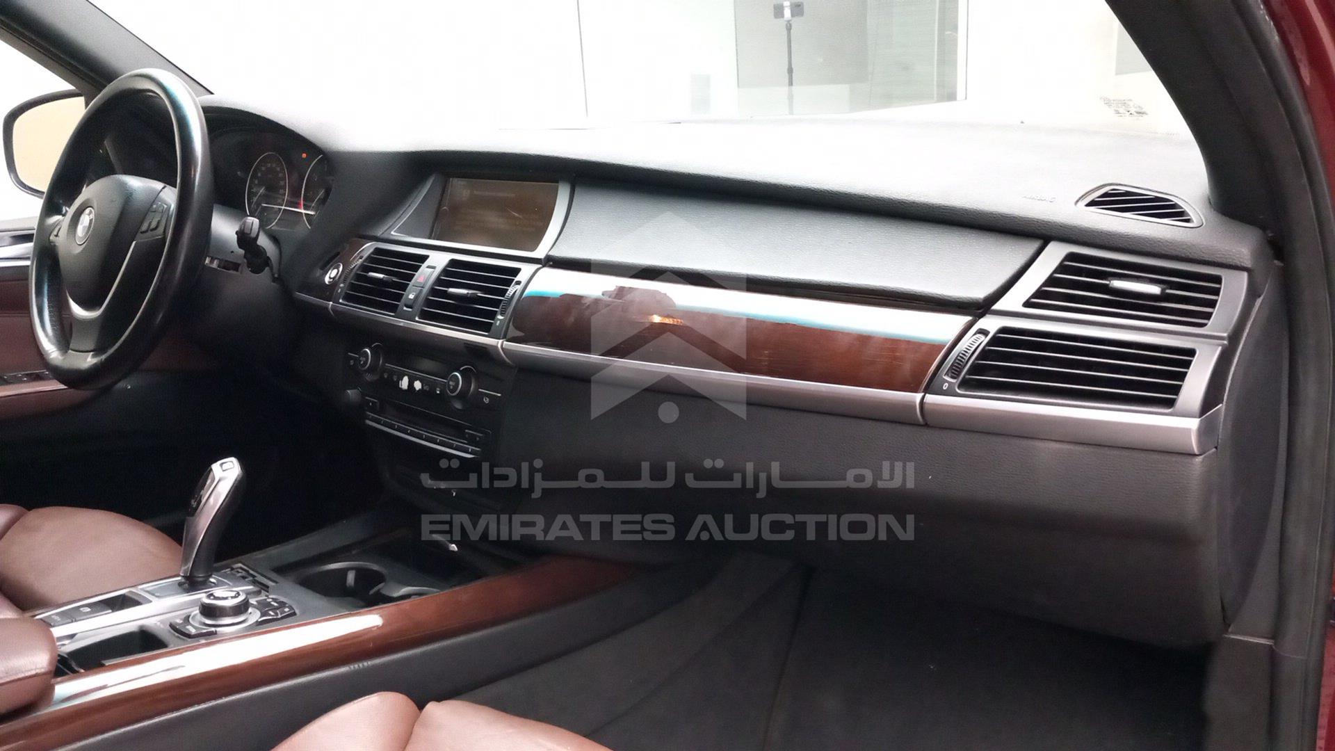 2011 BMW X5 VIN: WBAZV8105BL392736